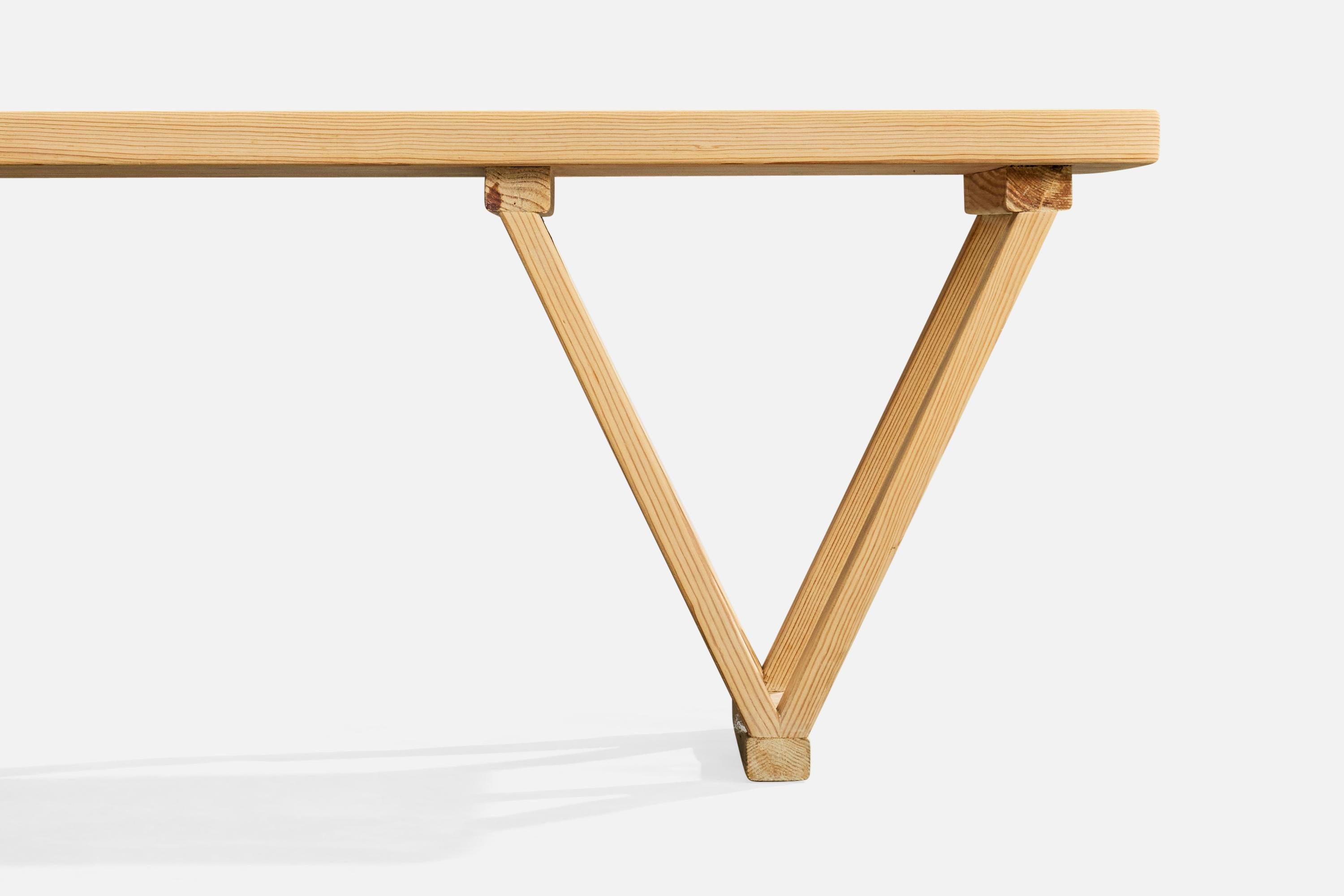 Pin Créateur suédois, banc, pin, Suède, années 1990 en vente