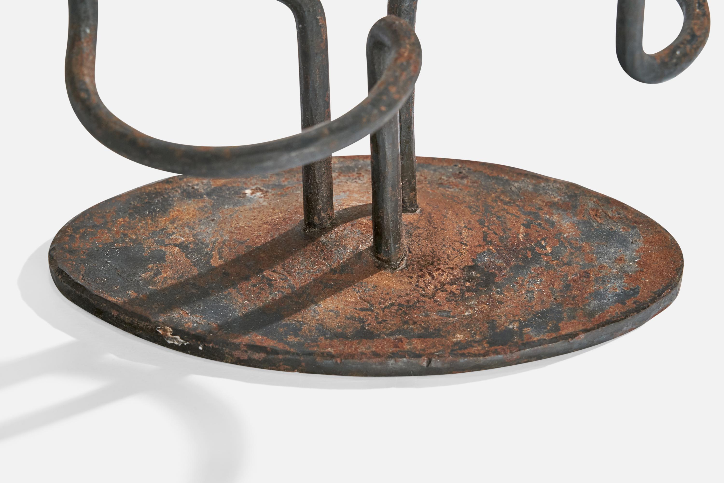 Créateur suédois, candélabre, fer, Suède, années 1940 en vente 1