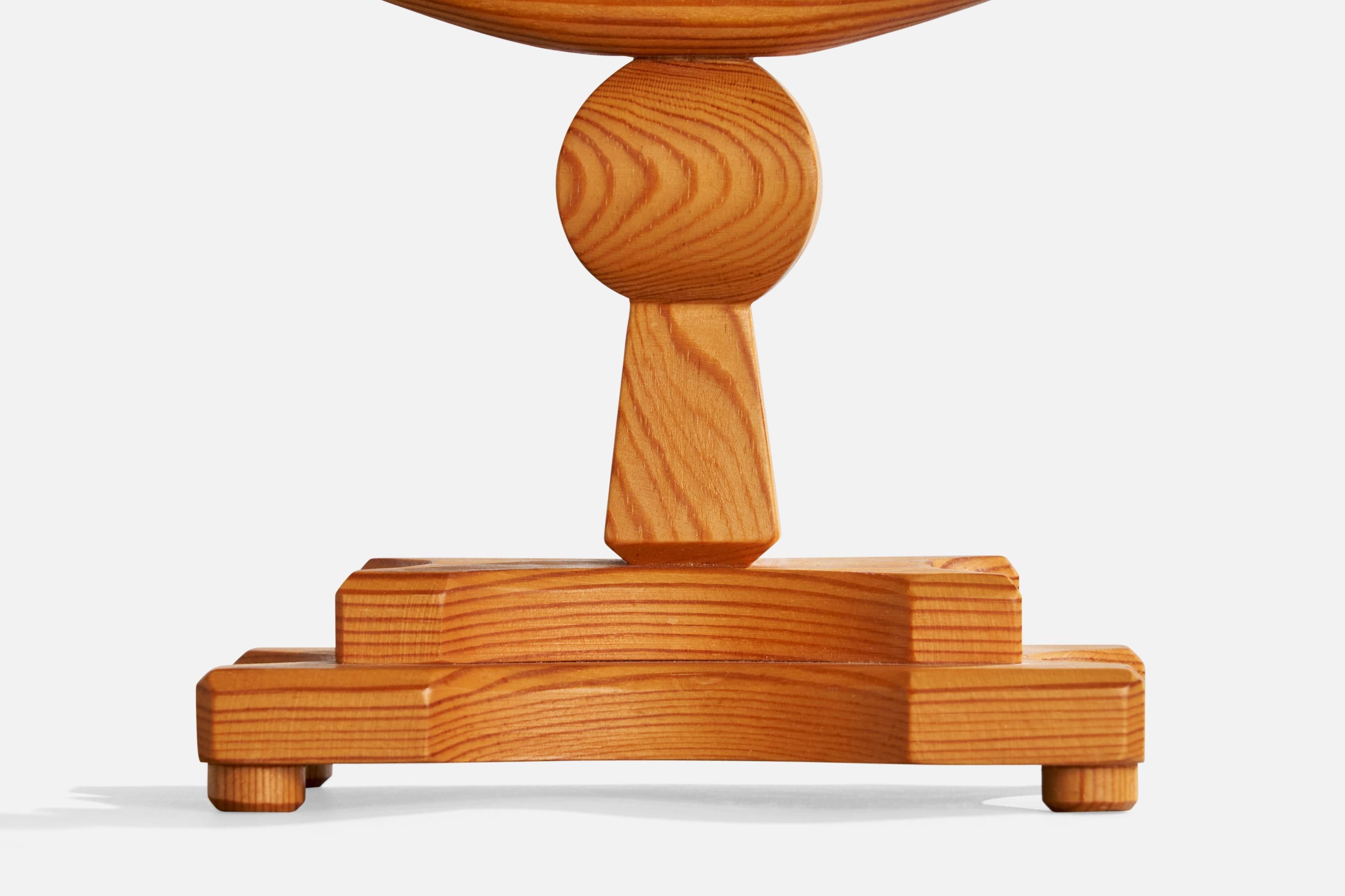 Designer svedese, Candelabro, Pino, Svezia, 1989 in vendita 4