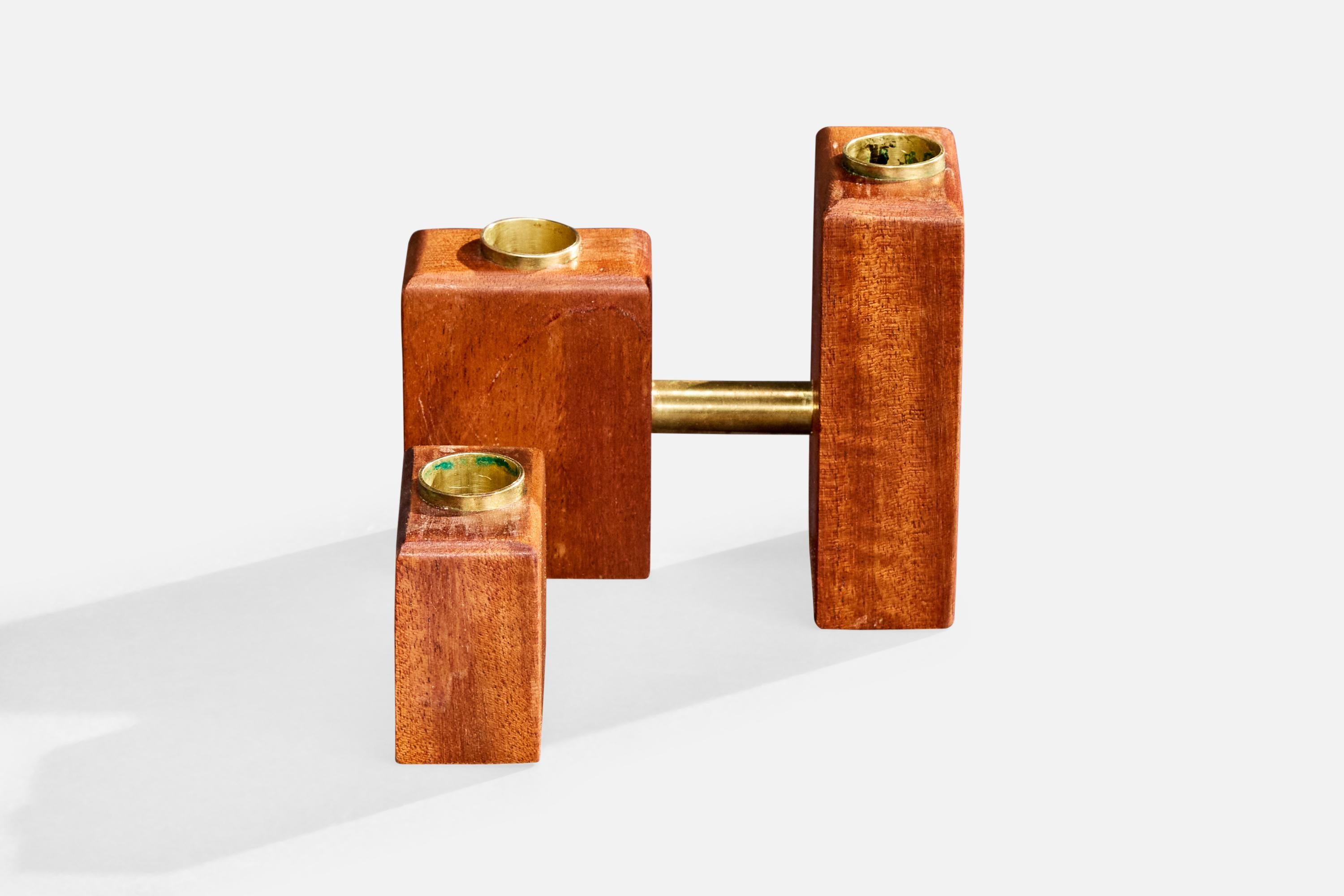 Svedese Candelabro di design svedese, teak, ottone, Svezia, anni '50 in vendita