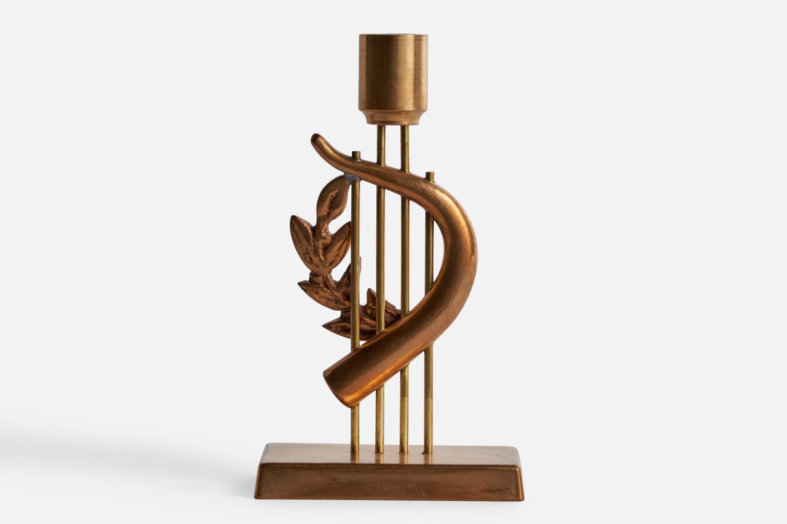 Svedese Designer svedese, Candelieri, Ottone, Svezia, 1976 in vendita
