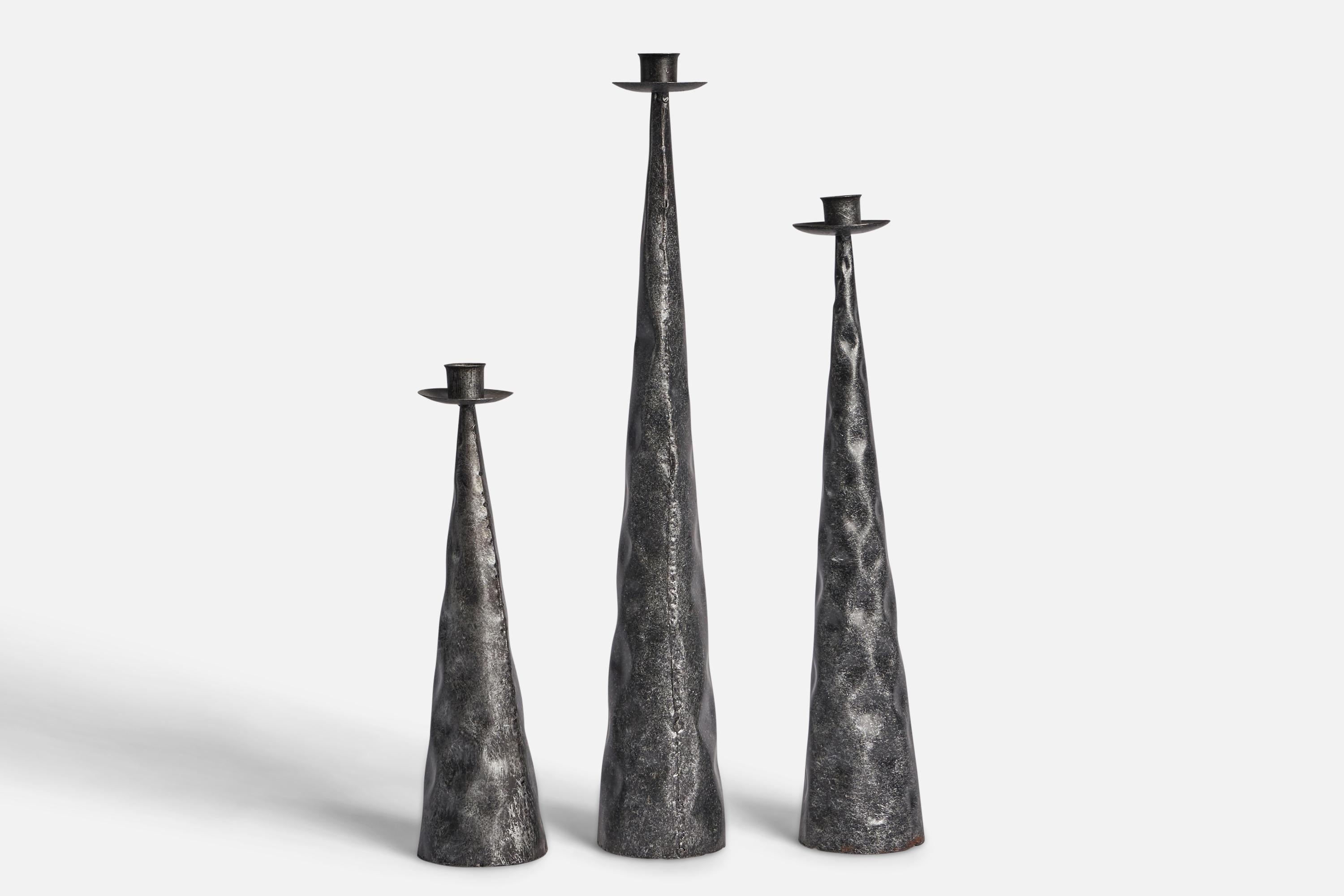 Swedish Designer, Candlesticks, Iron, Sweden, 1970s In Good Condition For Sale In High Point, NC