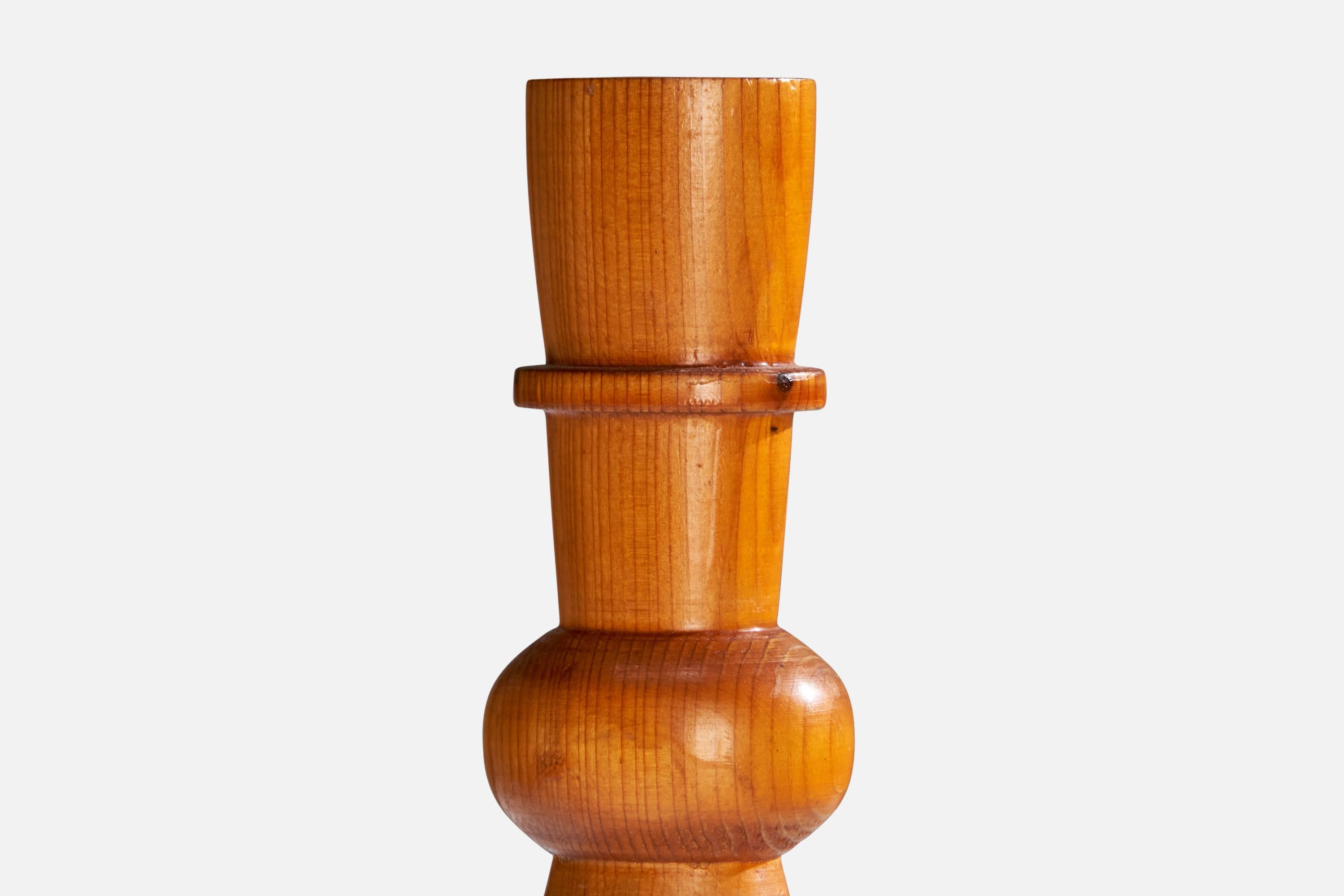 Designer svedese, Candelieri, Pino, Svezia, 1981 in vendita 1