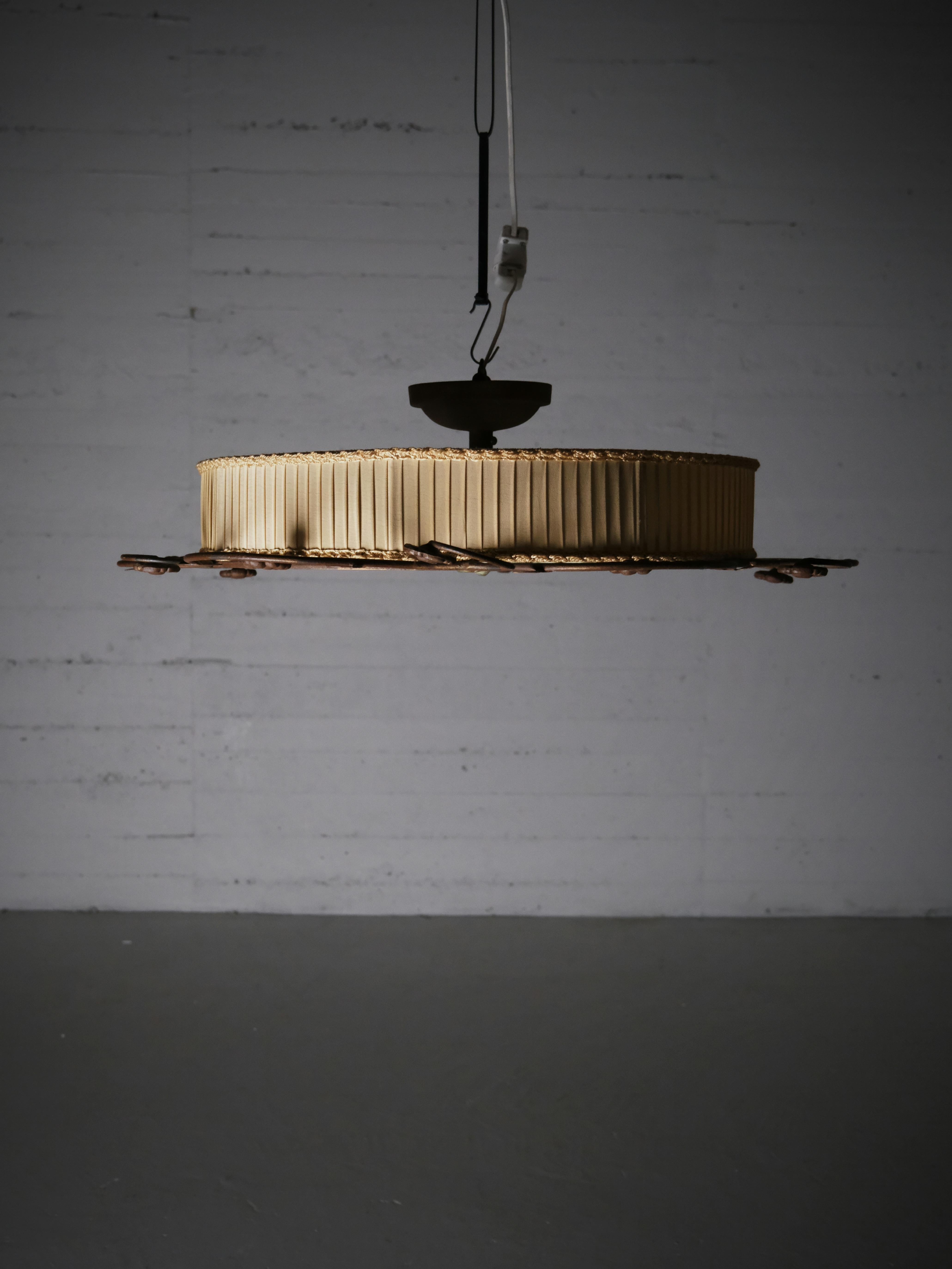 Scandinavo moderno Lampada da soffitto di design svedese di Bjerkås, Svezia, anni '30 in vendita