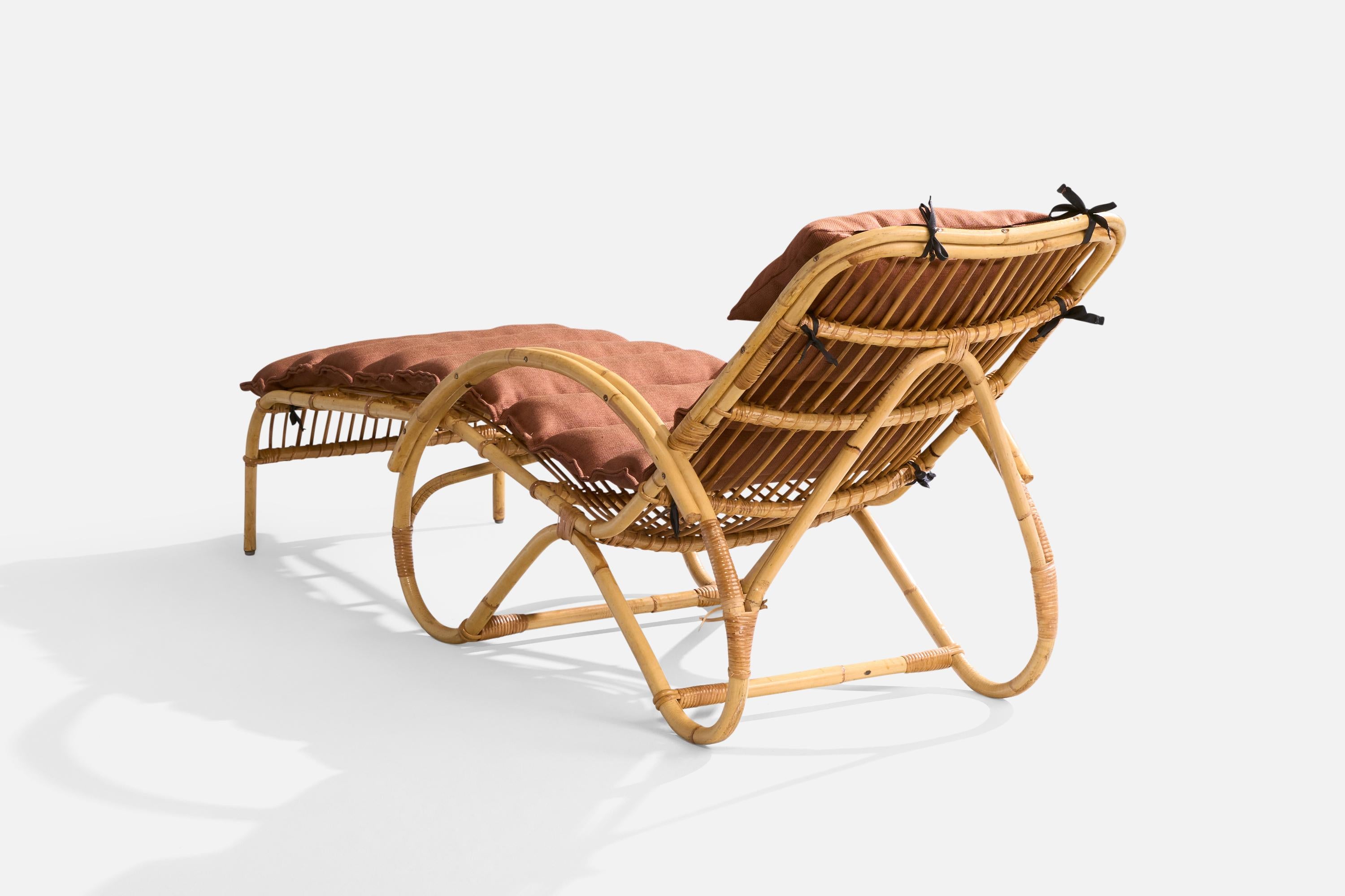 Diseñador sueco, Chaise Longue, bambú, ratán, tela, años 60 en venta 2