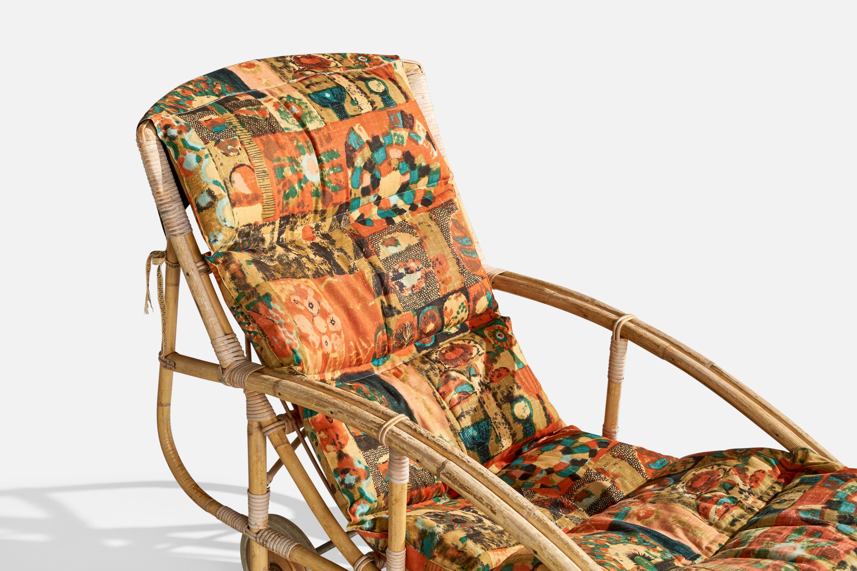 Designer suédois, chaise longue, bambou, rotin, bois, tissu, Suède, années 1940 en vente 3