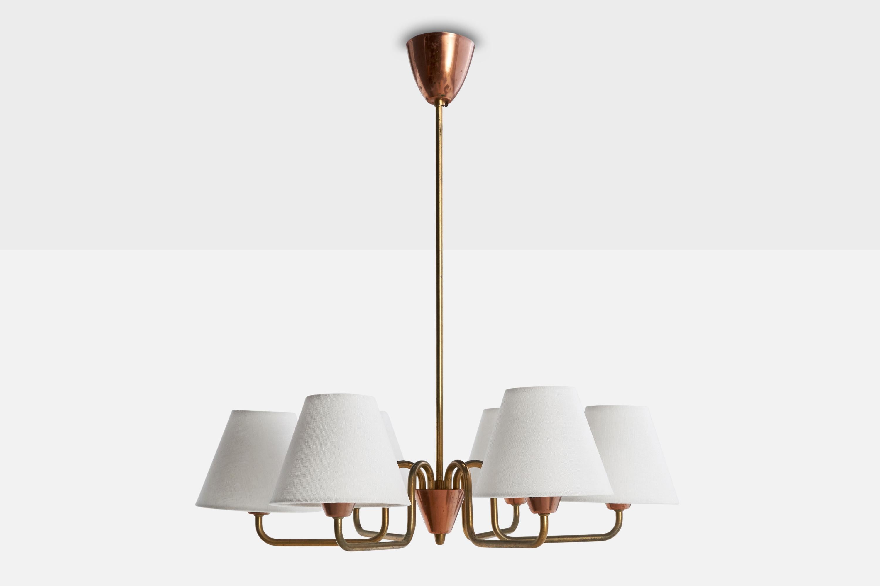 Scandinave moderne Designer suédois, lustre, laiton, cuivre, tissu, Suède, années 1950 en vente