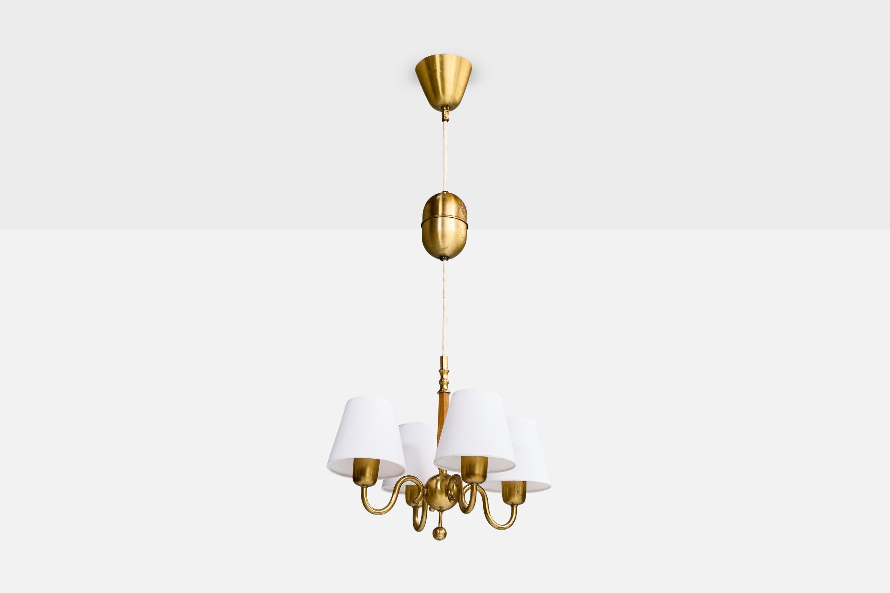 Lampadario regolabile in ottone, olmo e tessuto bianco progettato e prodotto in Svezia, anni '40 circa.

L'altezza complessiva e del cavo varia, misurata come mostrato.

Dimensioni complessive (pollici): 34,5 