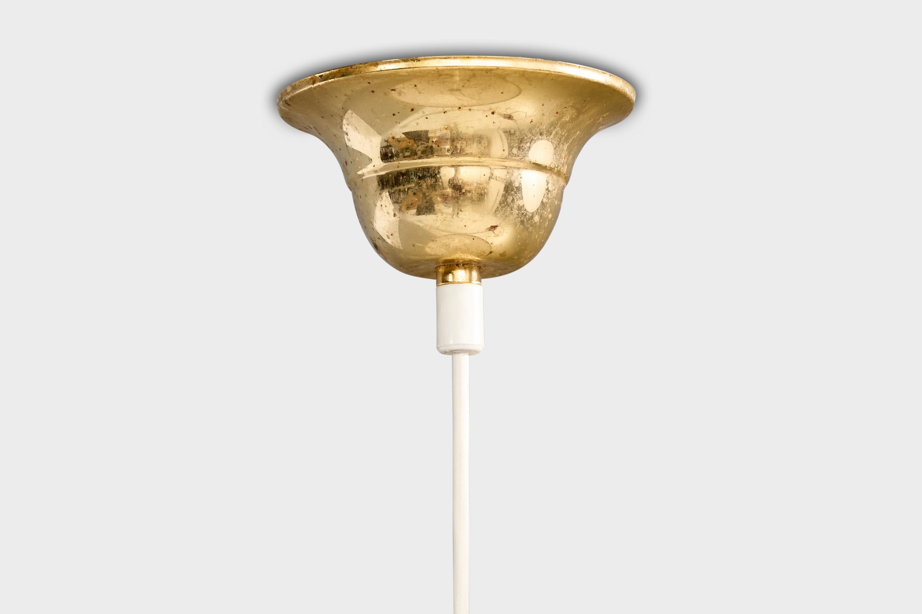 Designer suédois, lustre, laiton, tissu, acrylique, Suède, 1970 en vente 4