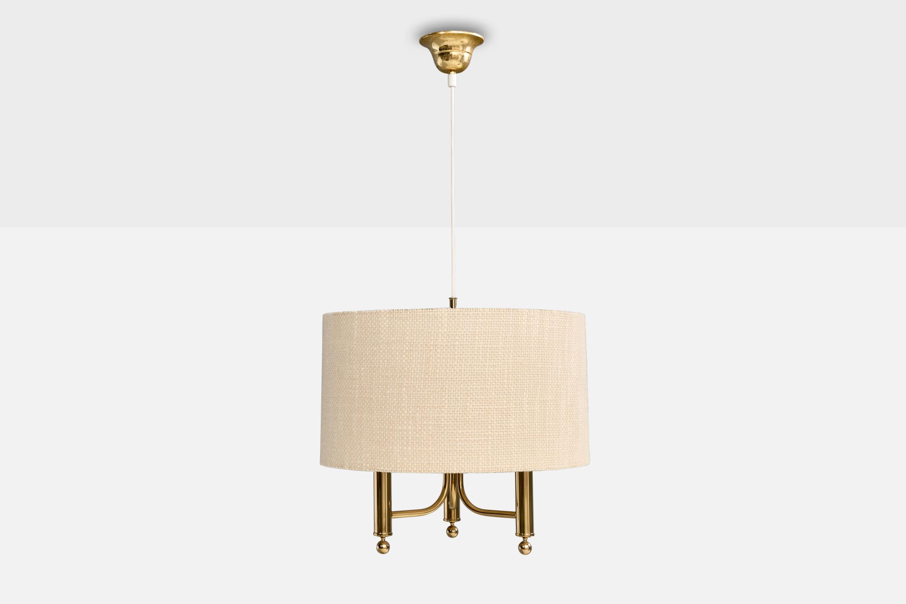Suédois Designer suédois, lustre, laiton, tissu, acrylique, Suède, 1970 en vente