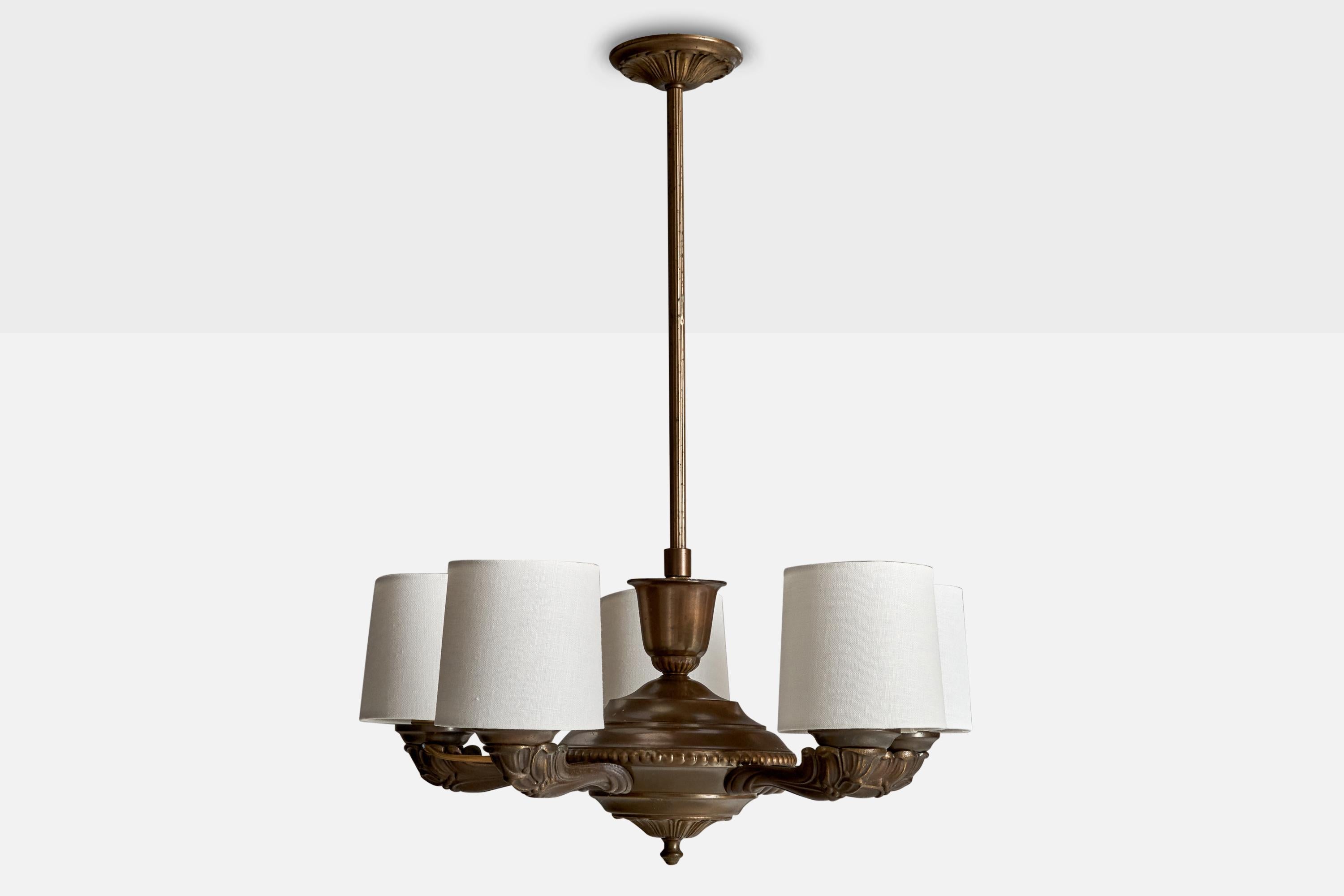 Scandinavo moderno Lampadario di design svedese, ottone, tessuto, Svezia, anni '1930 in vendita