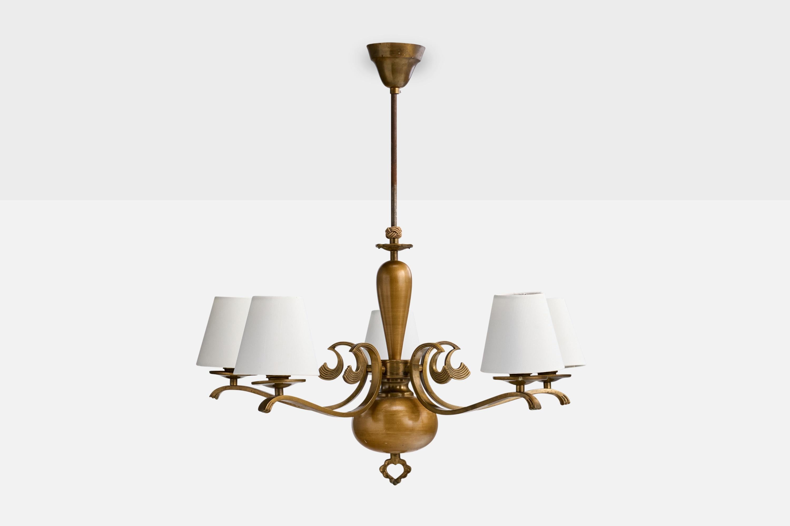 Lampadario di design svedese, ottone, tessuto, Svezia, anni '1930 In condizioni buone in vendita a High Point, NC