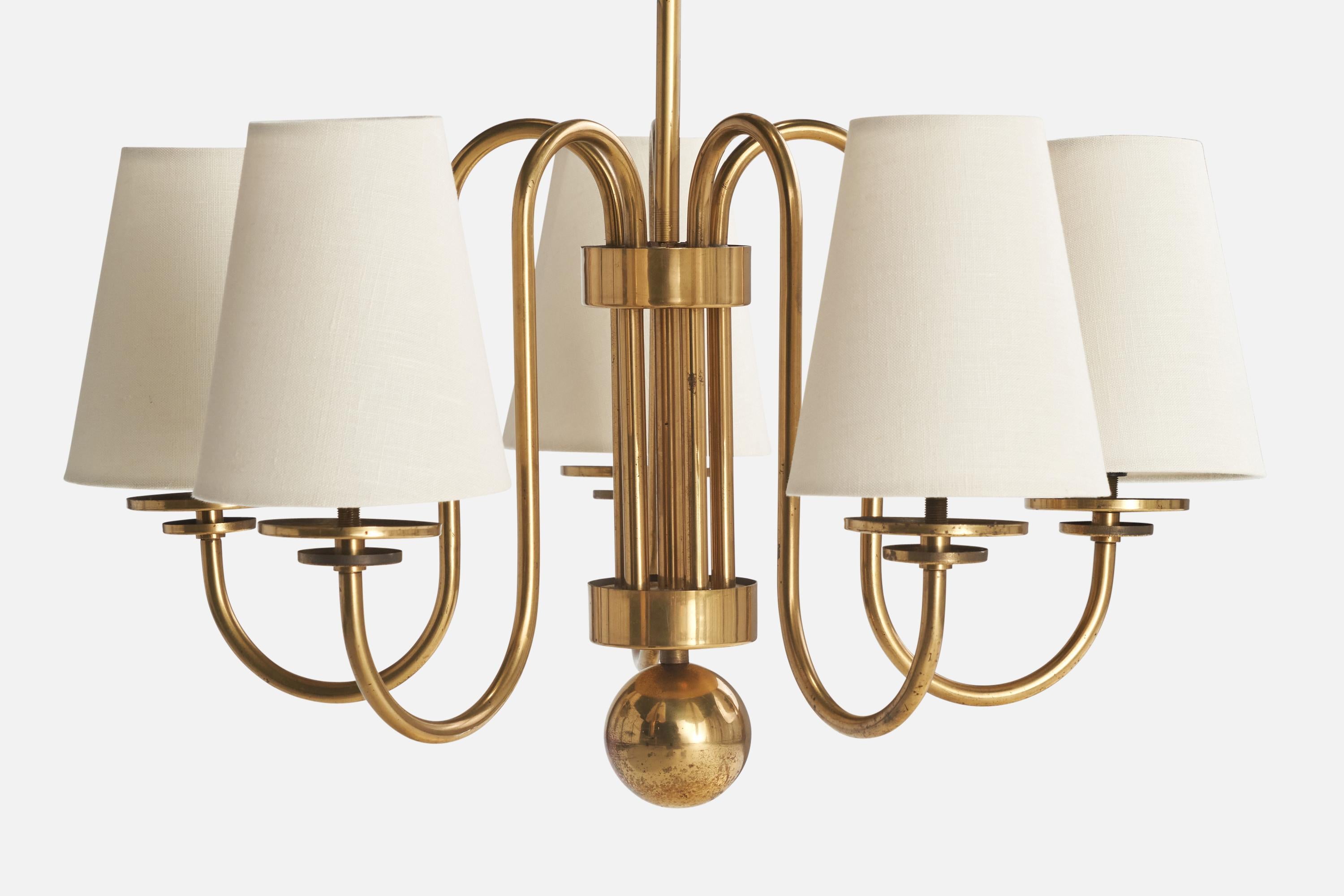Lampadario di design svedese, ottone, tessuto, Svezia, anni '1940 In condizioni buone in vendita a High Point, NC