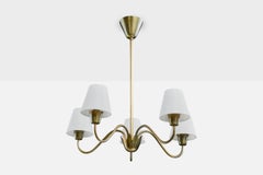 Lustre de créateur suédois, en laiton et tissu, Suède, années 1950