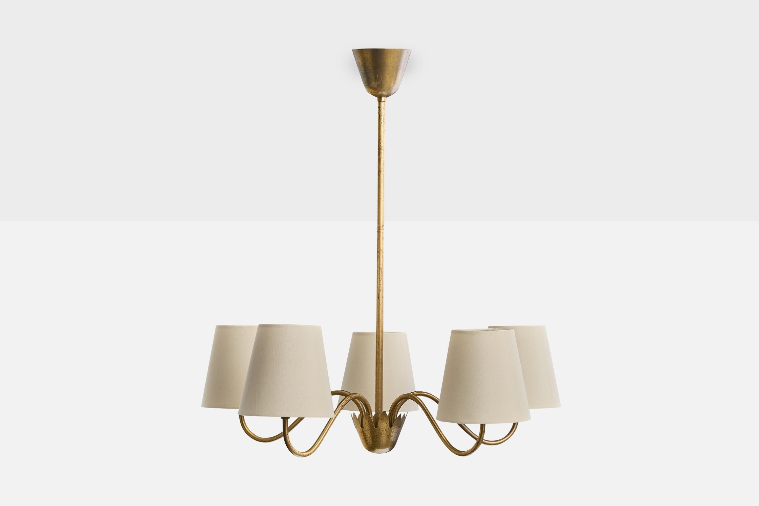 Mid-Century moderno Lampadario di design svedese, ottone, tessuto, Svezia, anni '1950 in vendita