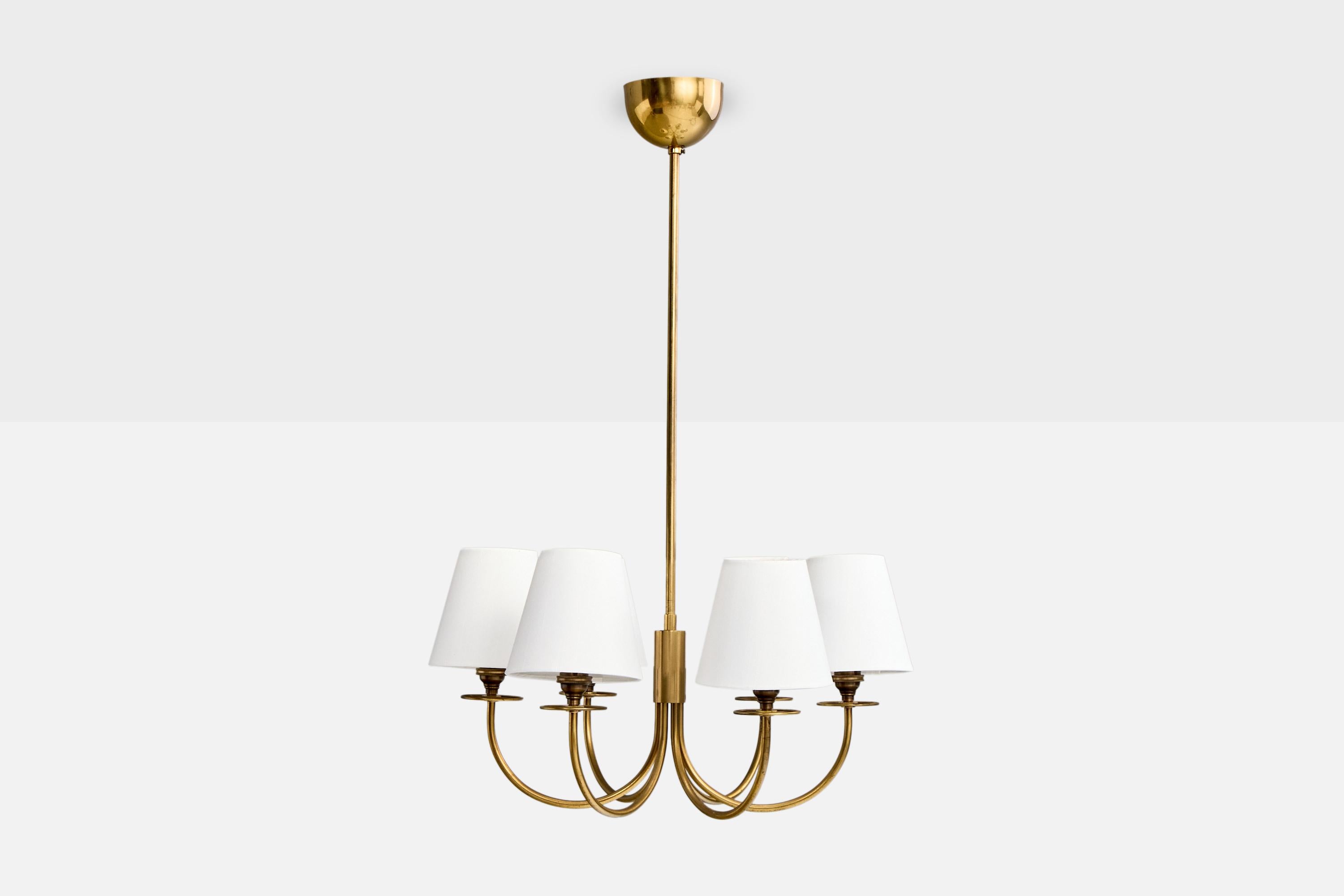 Mid-Century moderno Lampadario di design svedese, ottone, tessuto, Svezia, anni '1970 in vendita
