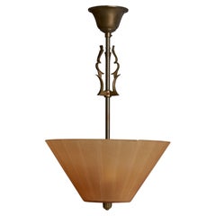 Lampadario di design svedese, ottone, vetro, Svezia, anni '1930
