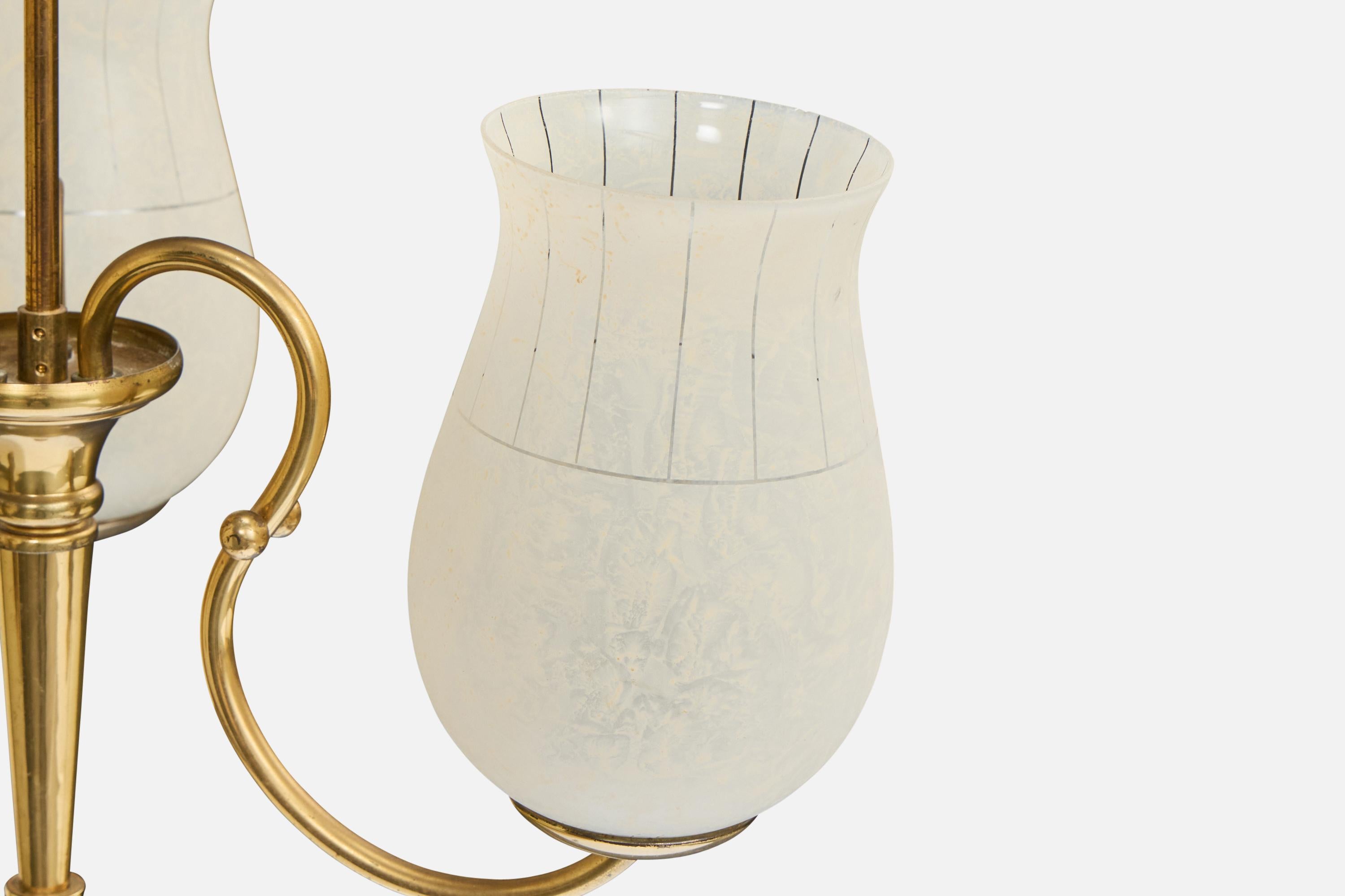 Ottone Lampadario di design svedese, ottone, vetro, Svezia, anni '1940 in vendita