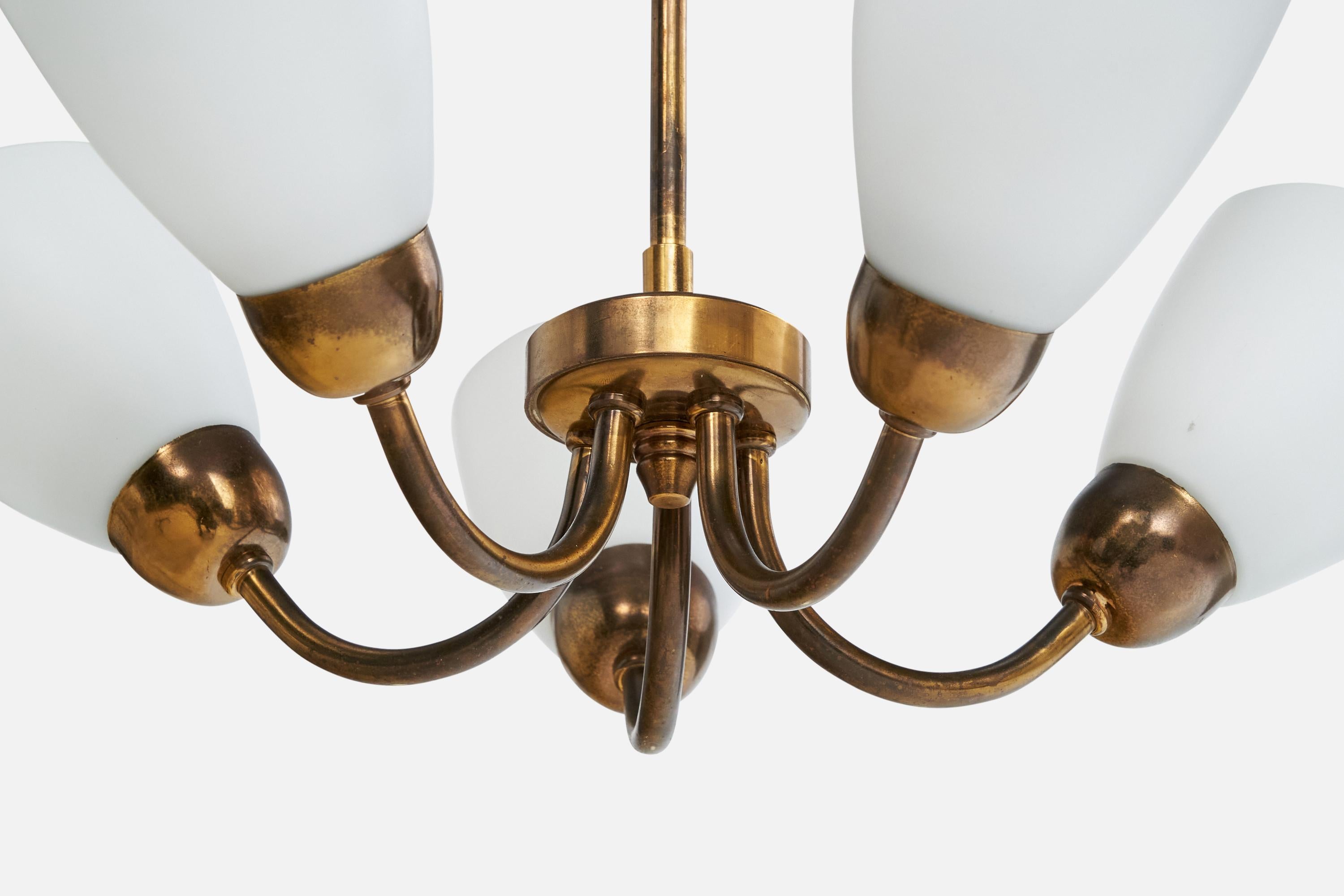 Designer suédois, lustre, laiton, verre, Suède, années 1940 en vente 1
