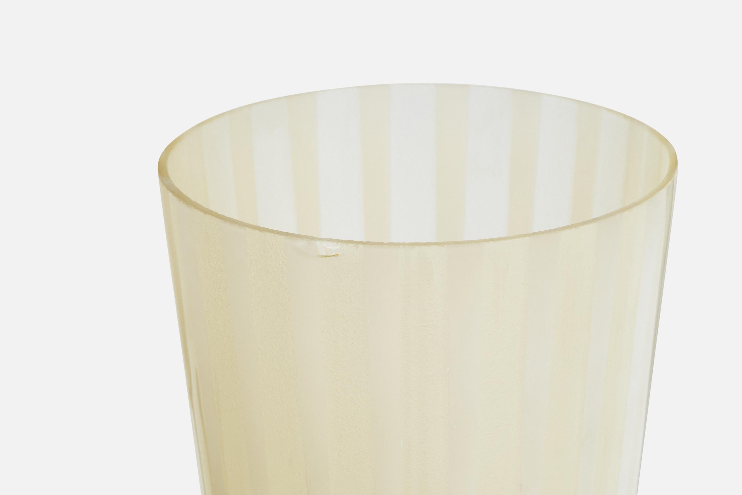 Designer suédois, lustre, laiton, verre, Suède, années 1950 en vente 3