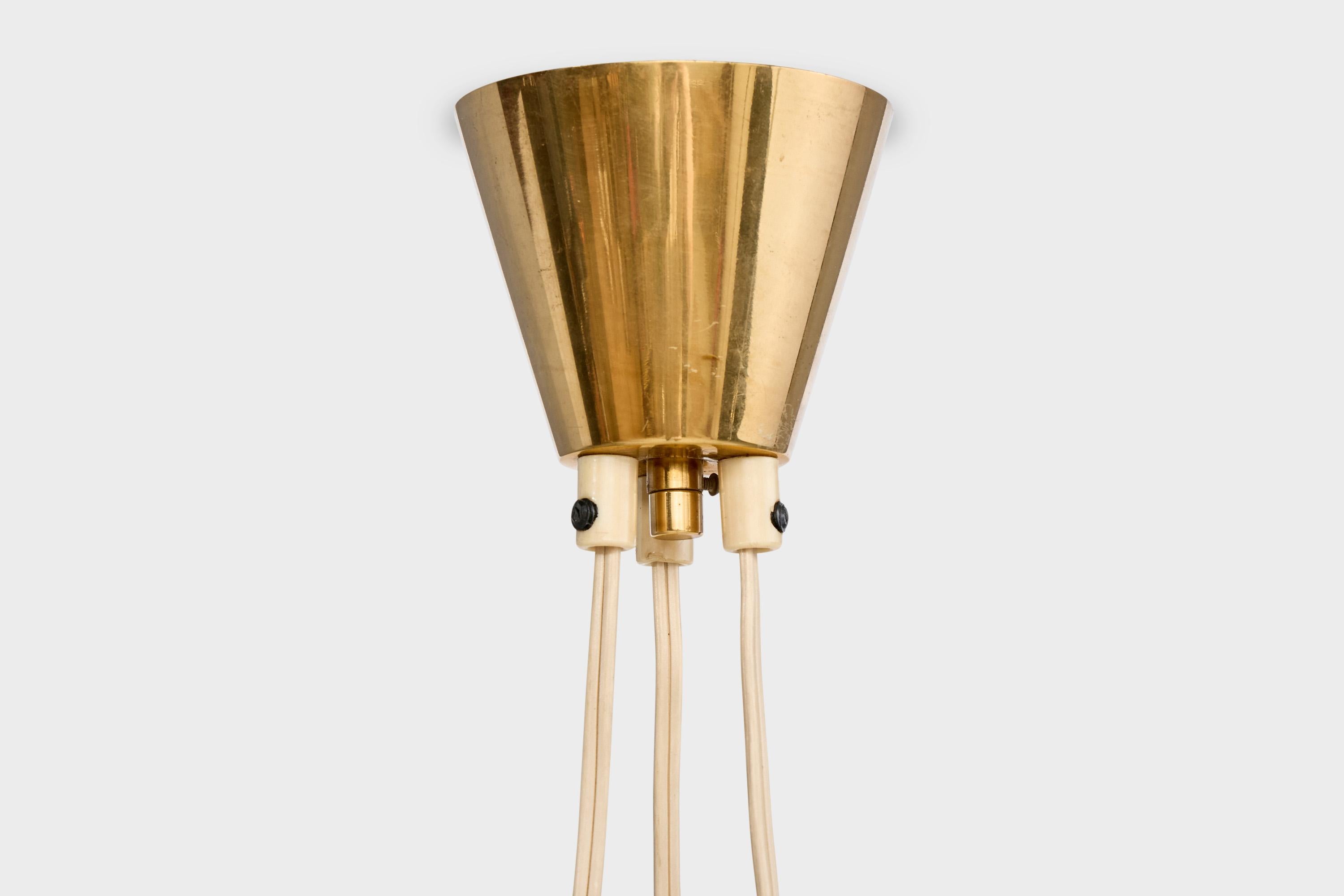 Designer suédois, lustre, laiton, verre, Suède, années 1950 en vente 3