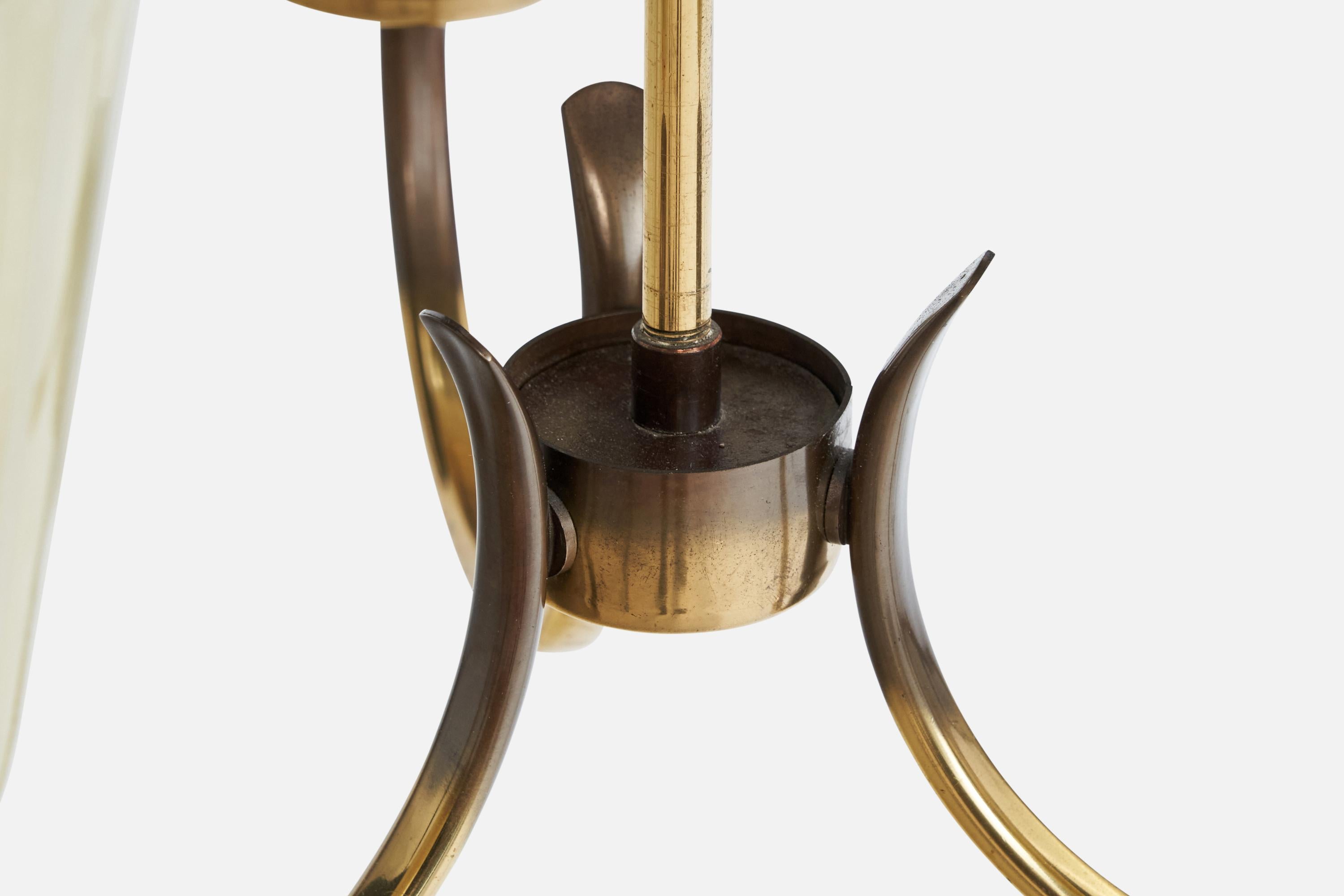 Designer suédois, lustre, laiton, verre, Suède, années 1950 en vente 4