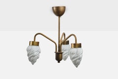 Lampadario di design svedese, ottone, vetro, Svezia, anni '1950