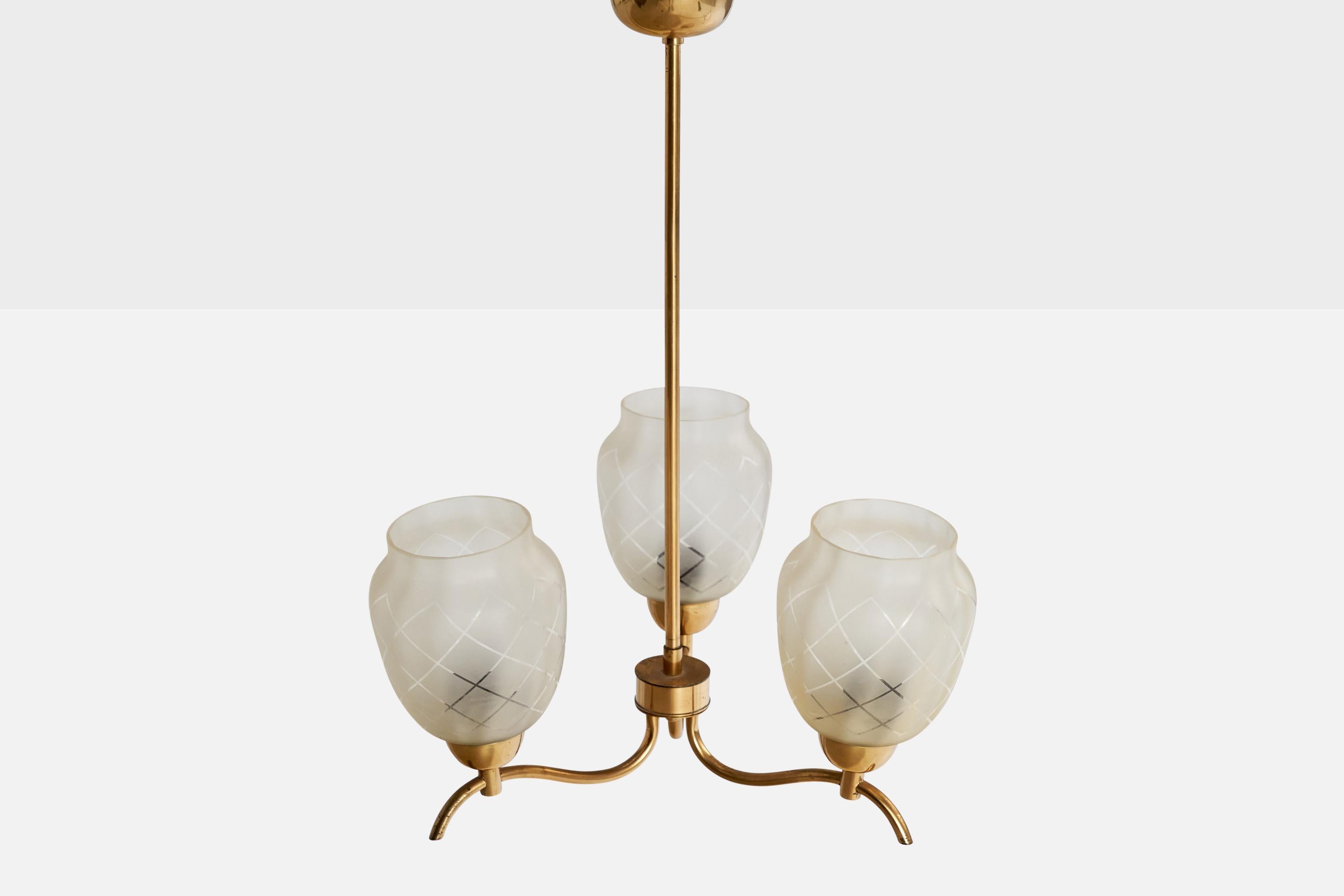 Svedese Designer svedese, lampadario, ottone, vetro, Svezia, anni '50 in vendita