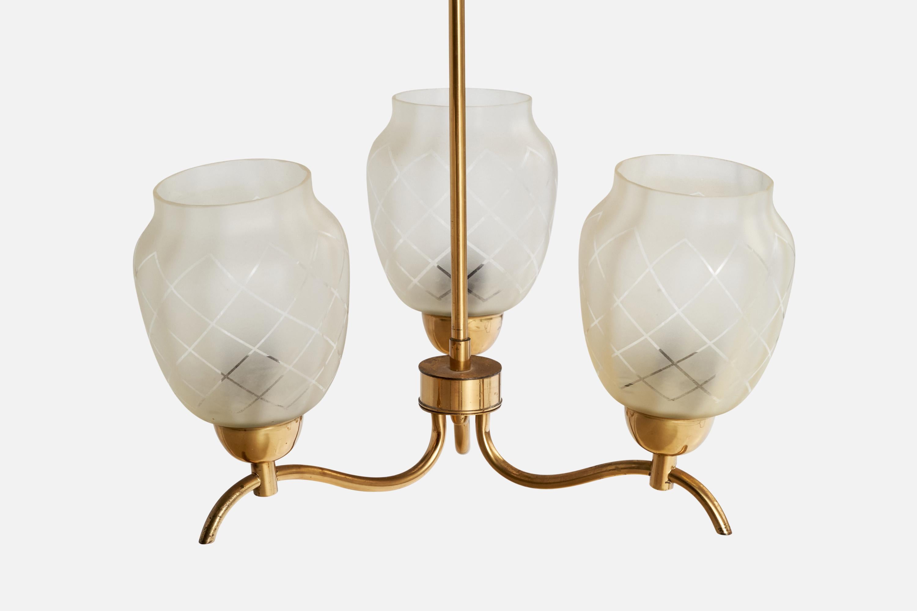 Designer svedese, lampadario, ottone, vetro, Svezia, anni '50 In condizioni buone in vendita a High Point, NC