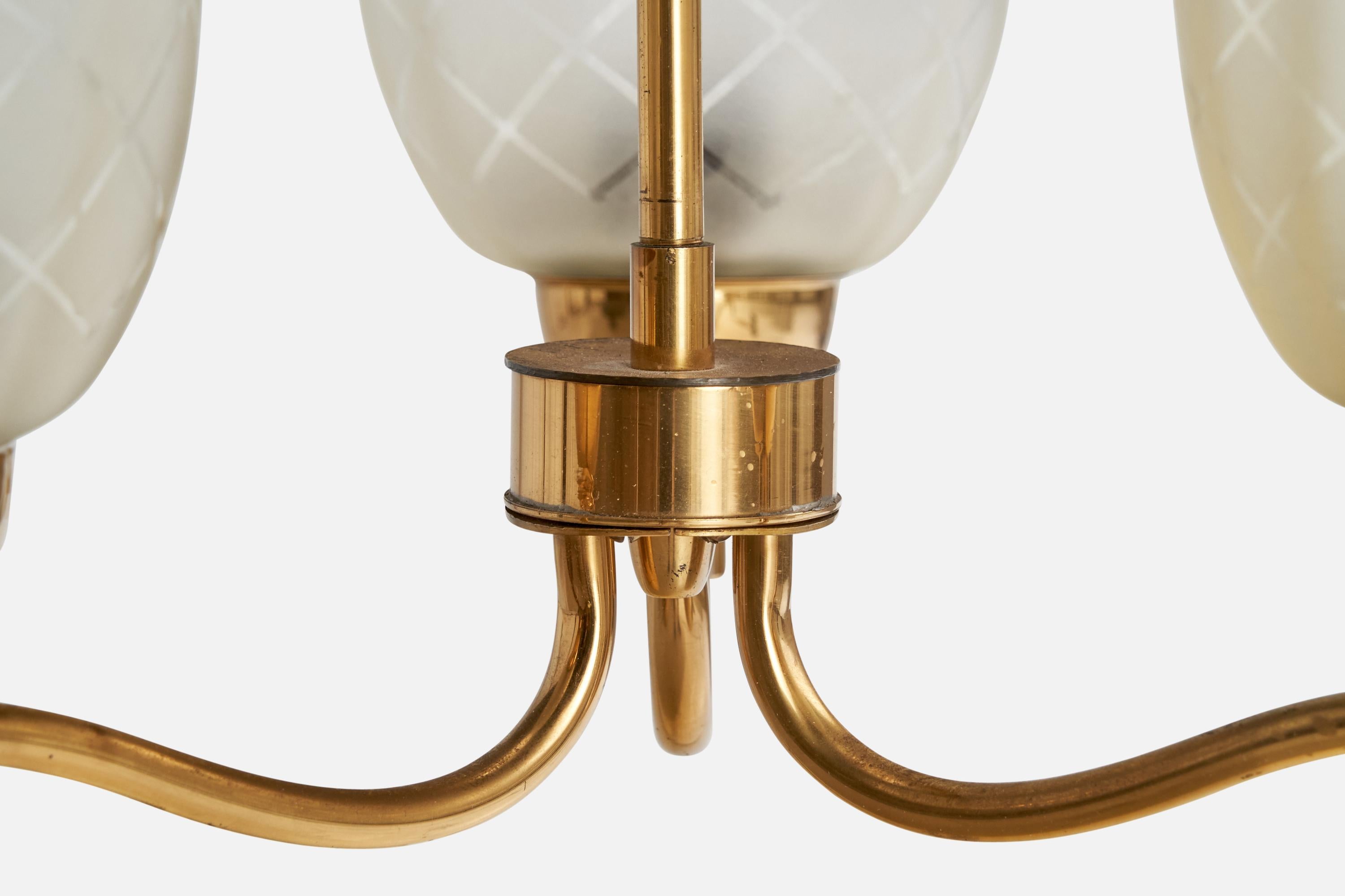 Designer svedese, lampadario, ottone, vetro, Svezia, anni '50 in vendita 1