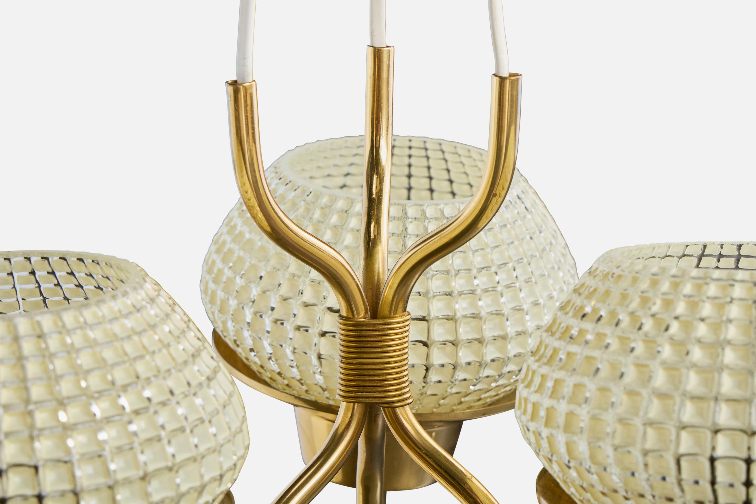 Lampadario di design svedese, ottone, vetro, Svezia, anni '1950 in vendita 1