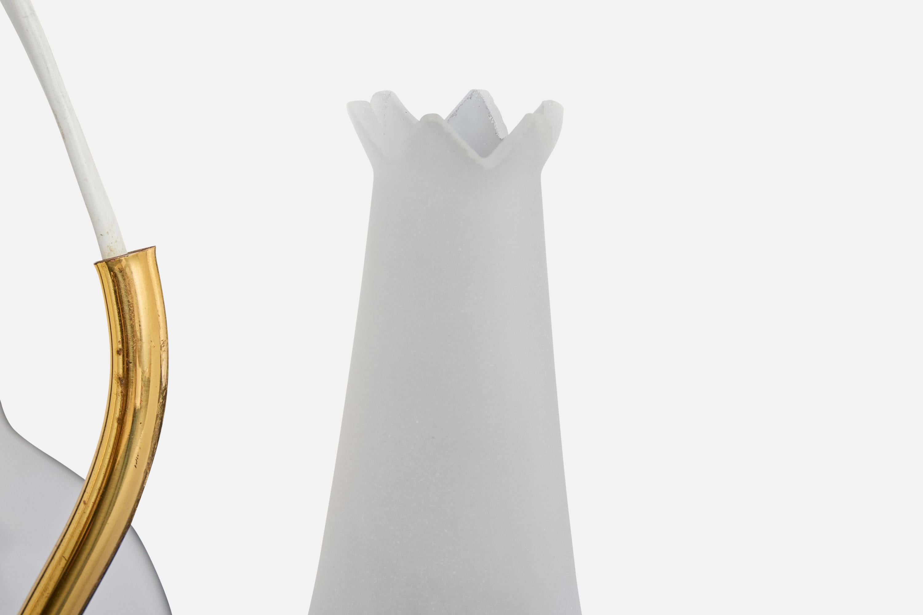 Designer suédois, lustre, laiton, verre, Suède, années 1950 en vente 1