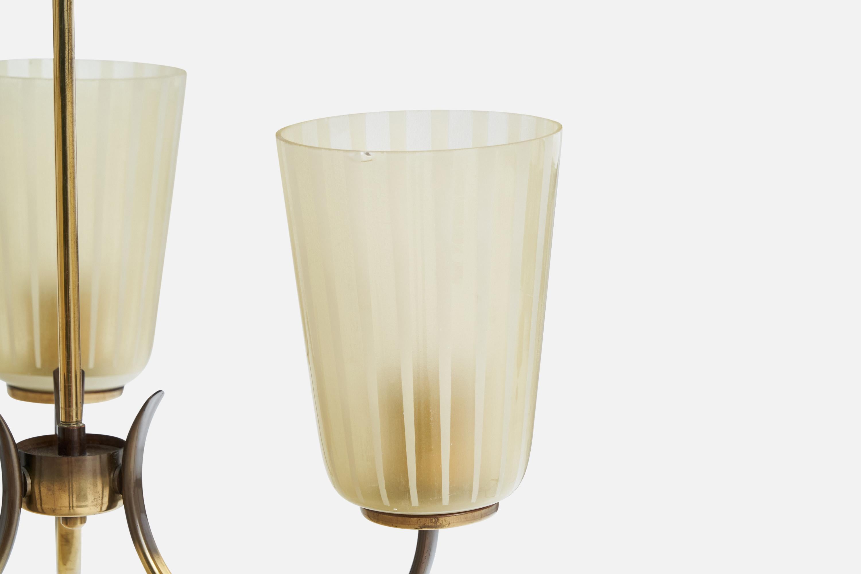Designer suédois, lustre, laiton, verre, Suède, années 1950 en vente 2