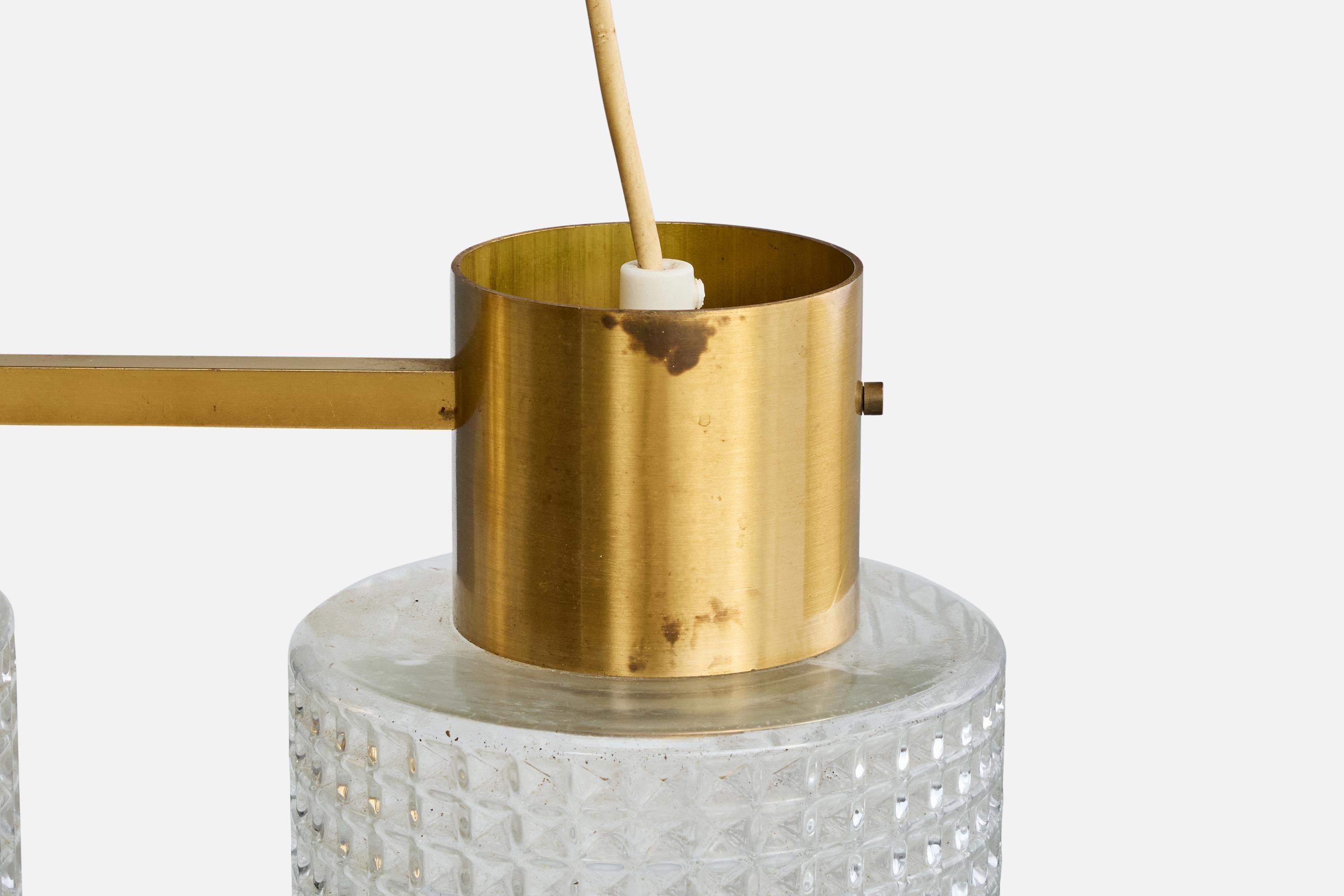 Schwedischer Designer, Kronleuchter, Messing, Glas, Schweden, 1960er Jahre im Angebot 2
