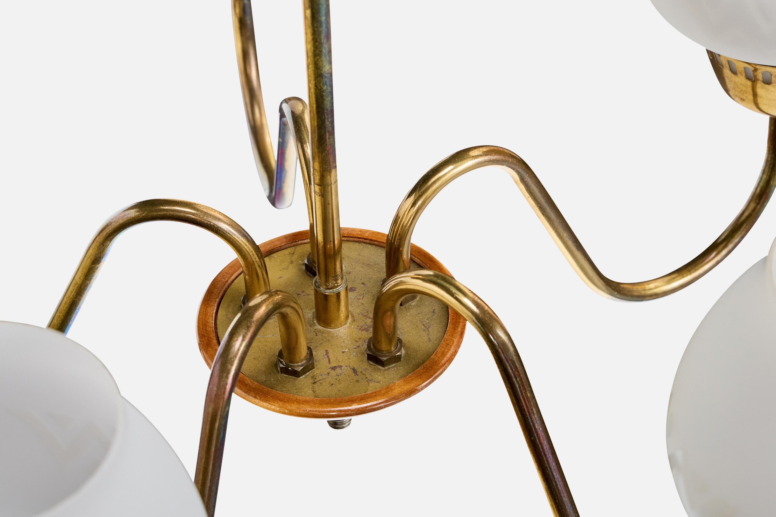 Designer suédois, lustre, laiton, verre, Wood, Suède, années 1950 en vente 2