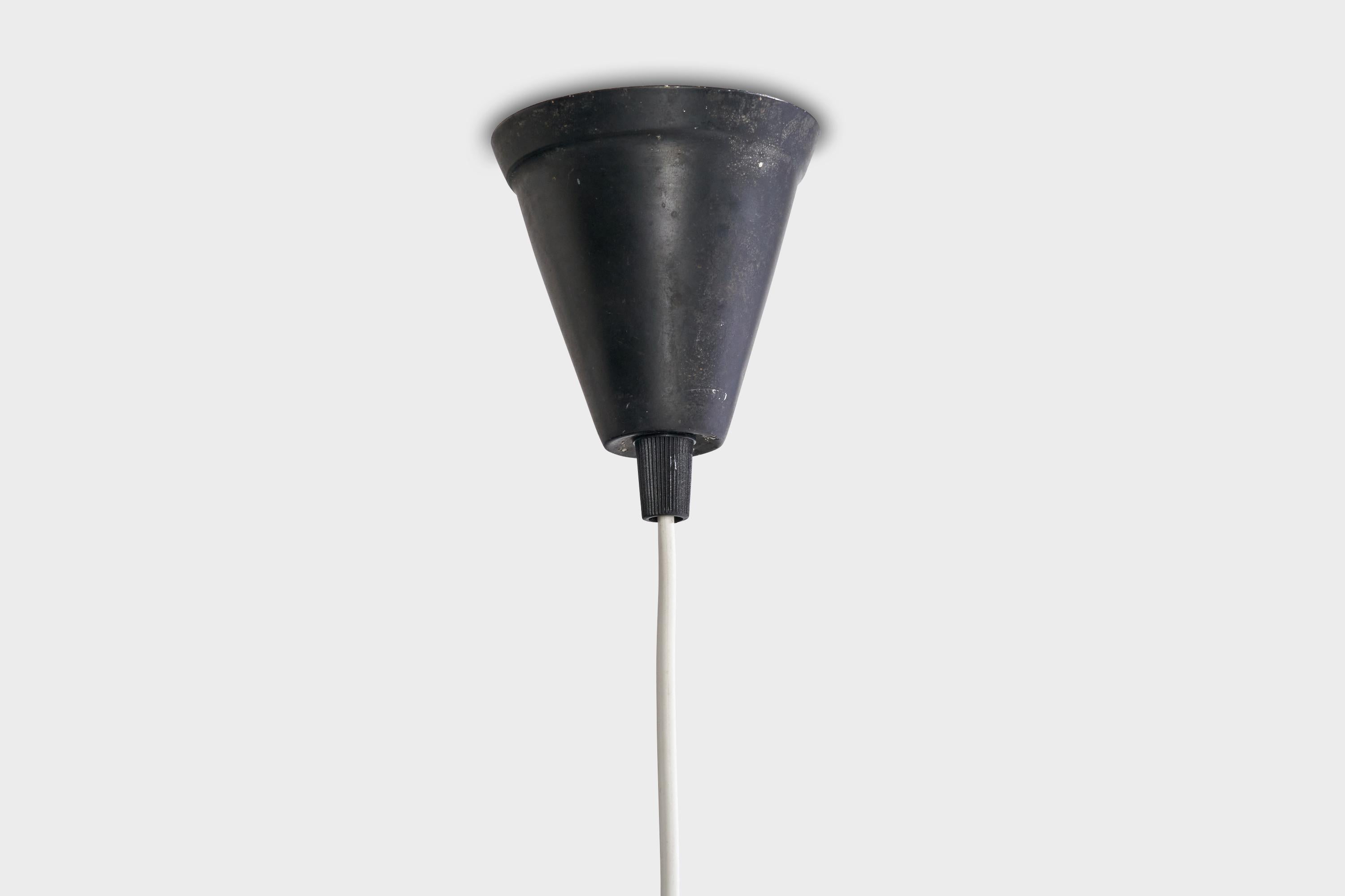 Lampadario di design svedese, ottone, metallo, Svezia, anni '50 in vendita 5