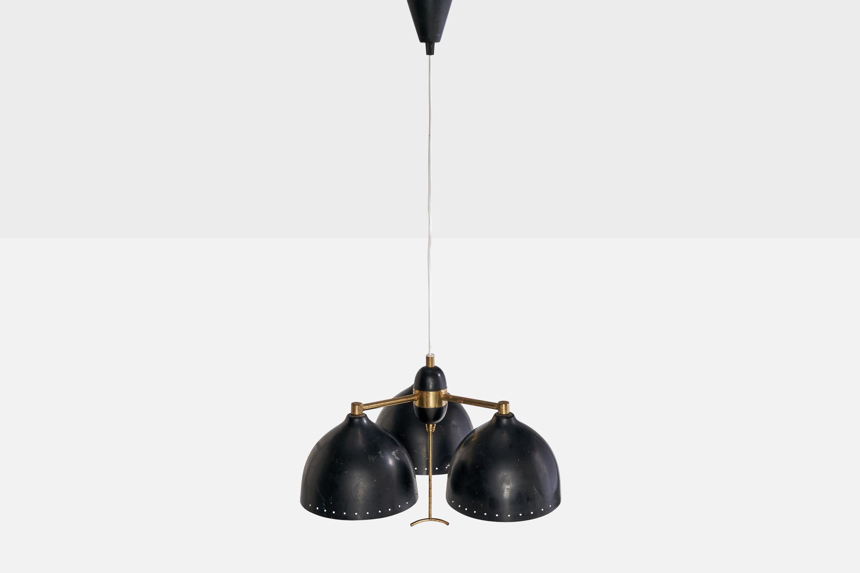 Svedese Lampadario di design svedese, ottone, metallo, Svezia, anni '50 in vendita