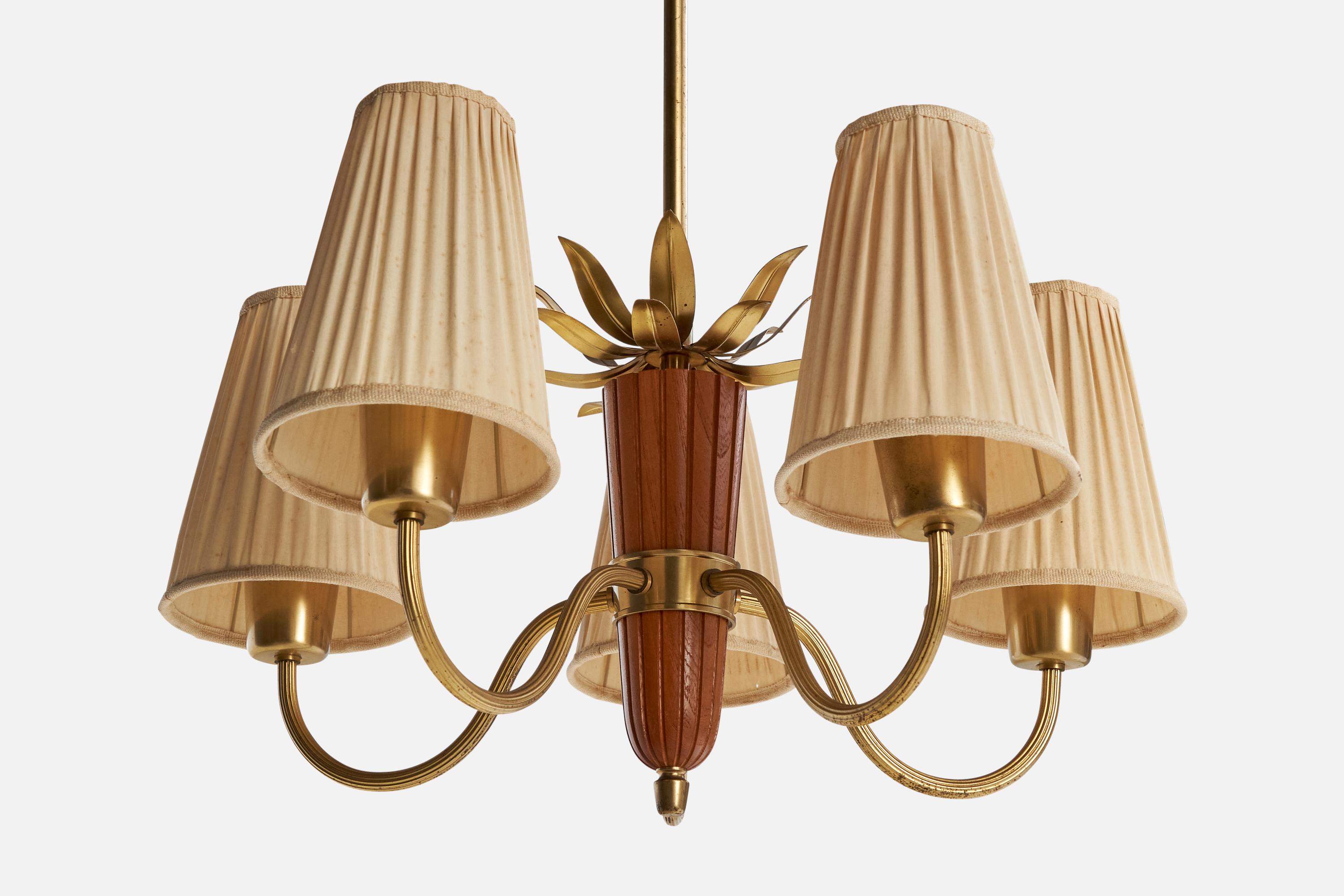 Lampadario di design svedese, ottone, Oak, tessuto, Svezia, anni '40 In condizioni buone in vendita a High Point, NC