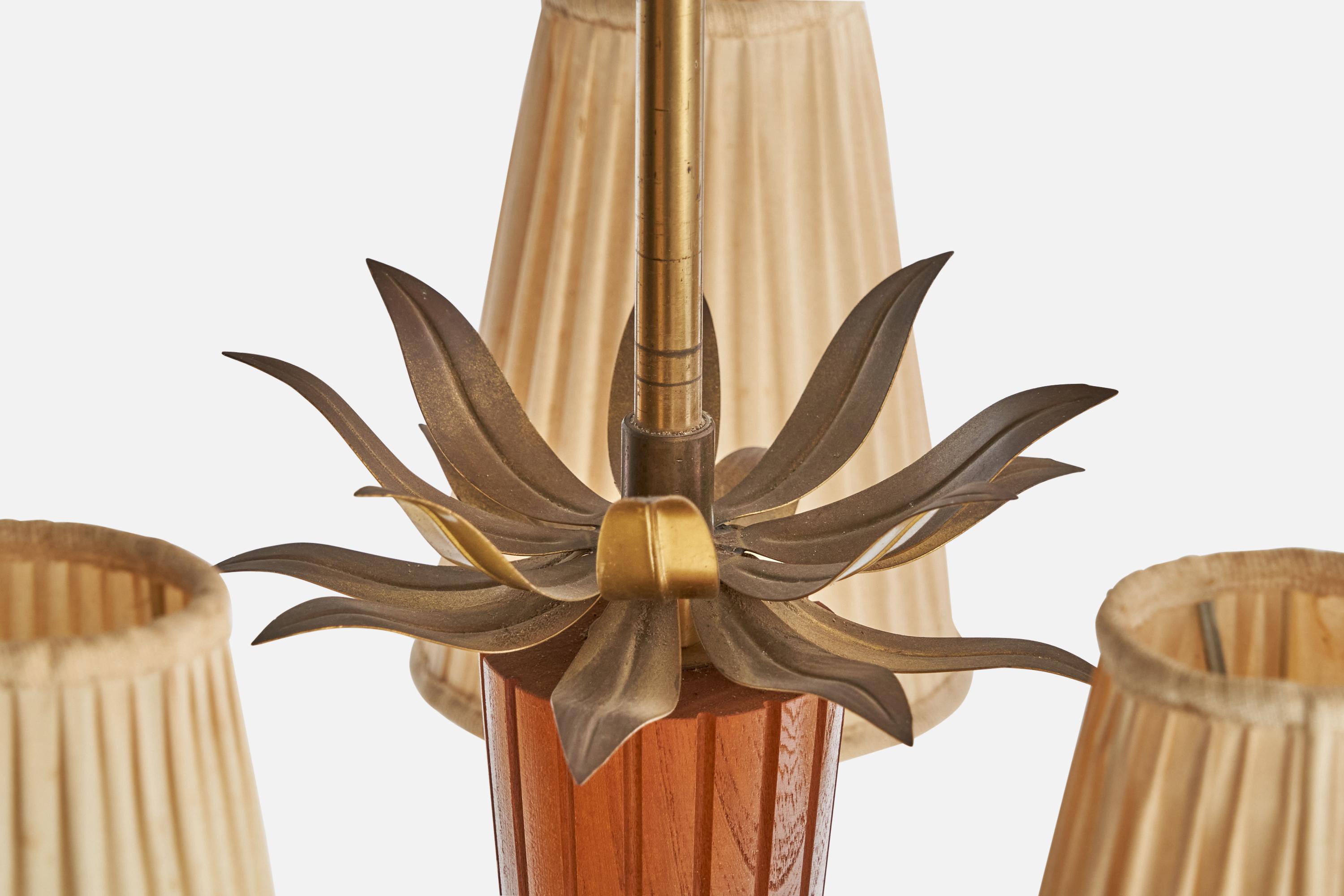 Lampadario di design svedese, ottone, Oak, tessuto, Svezia, anni '40 in vendita 1