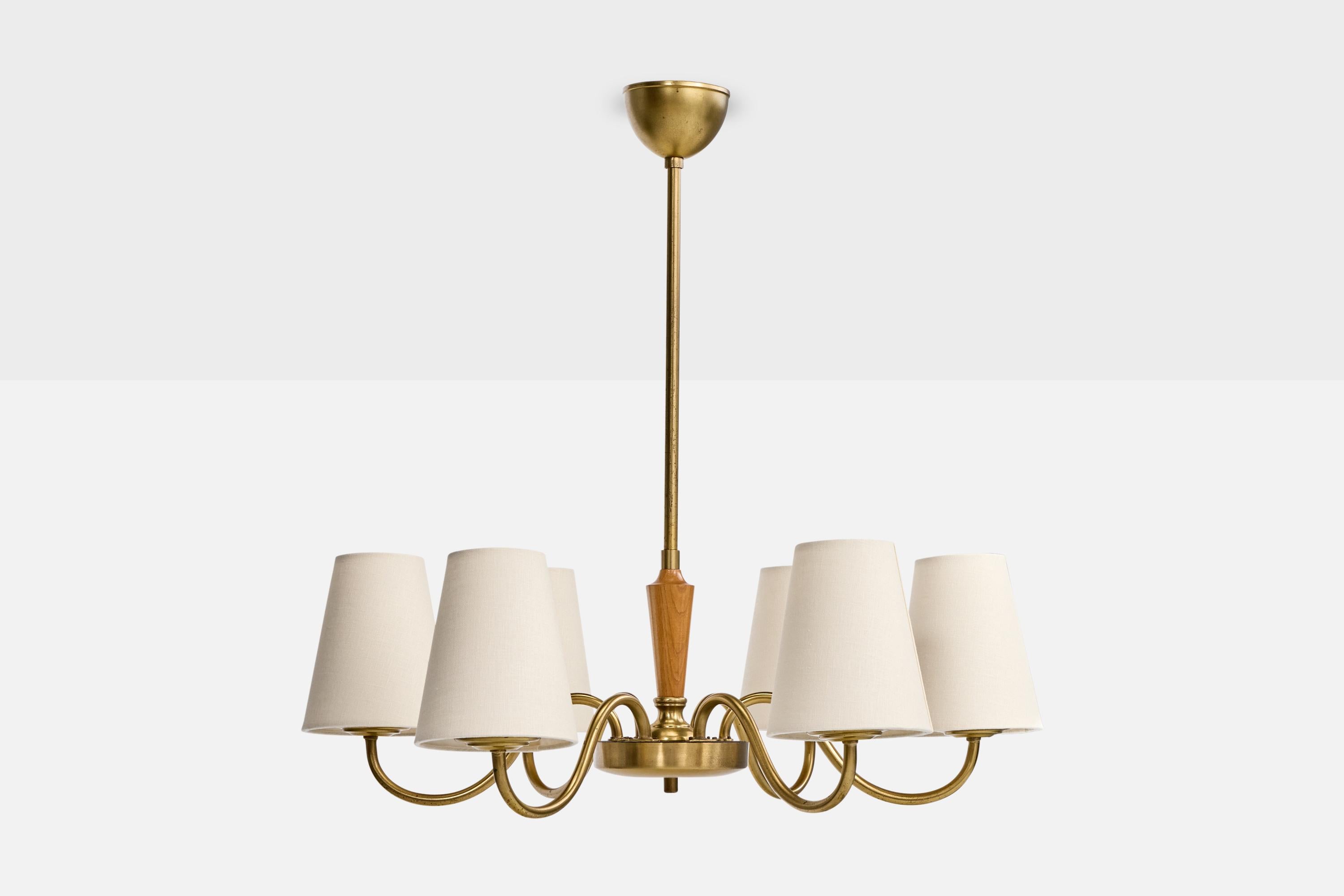 Mid-Century moderno Lampadario di design svedese, ottone, Oak, tessuto, Svezia, anni '1950 in vendita