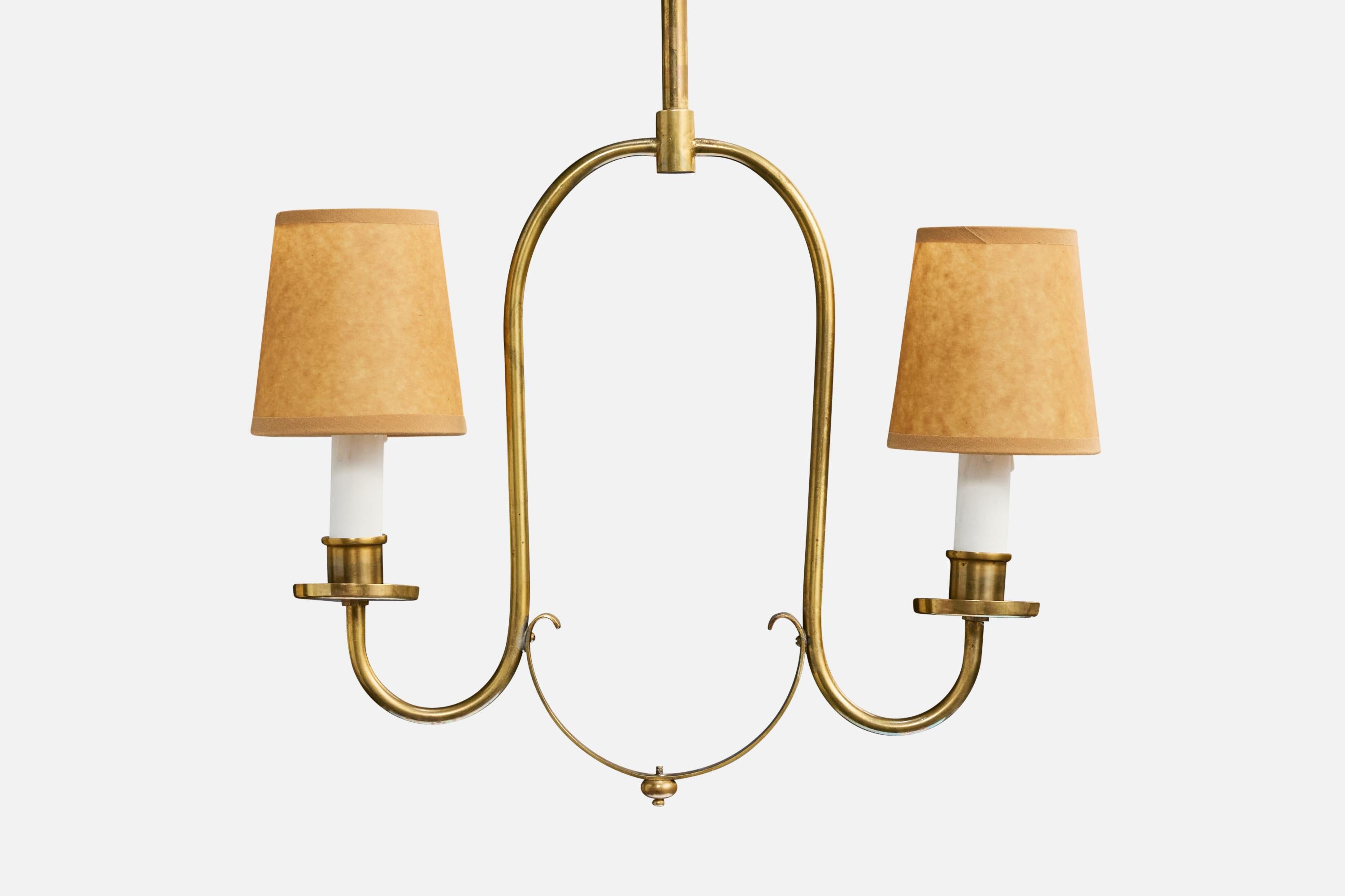 Lampadario di design svedese, ottone, plastica, pergamena, Svezia, anni '50 In condizioni buone in vendita a High Point, NC