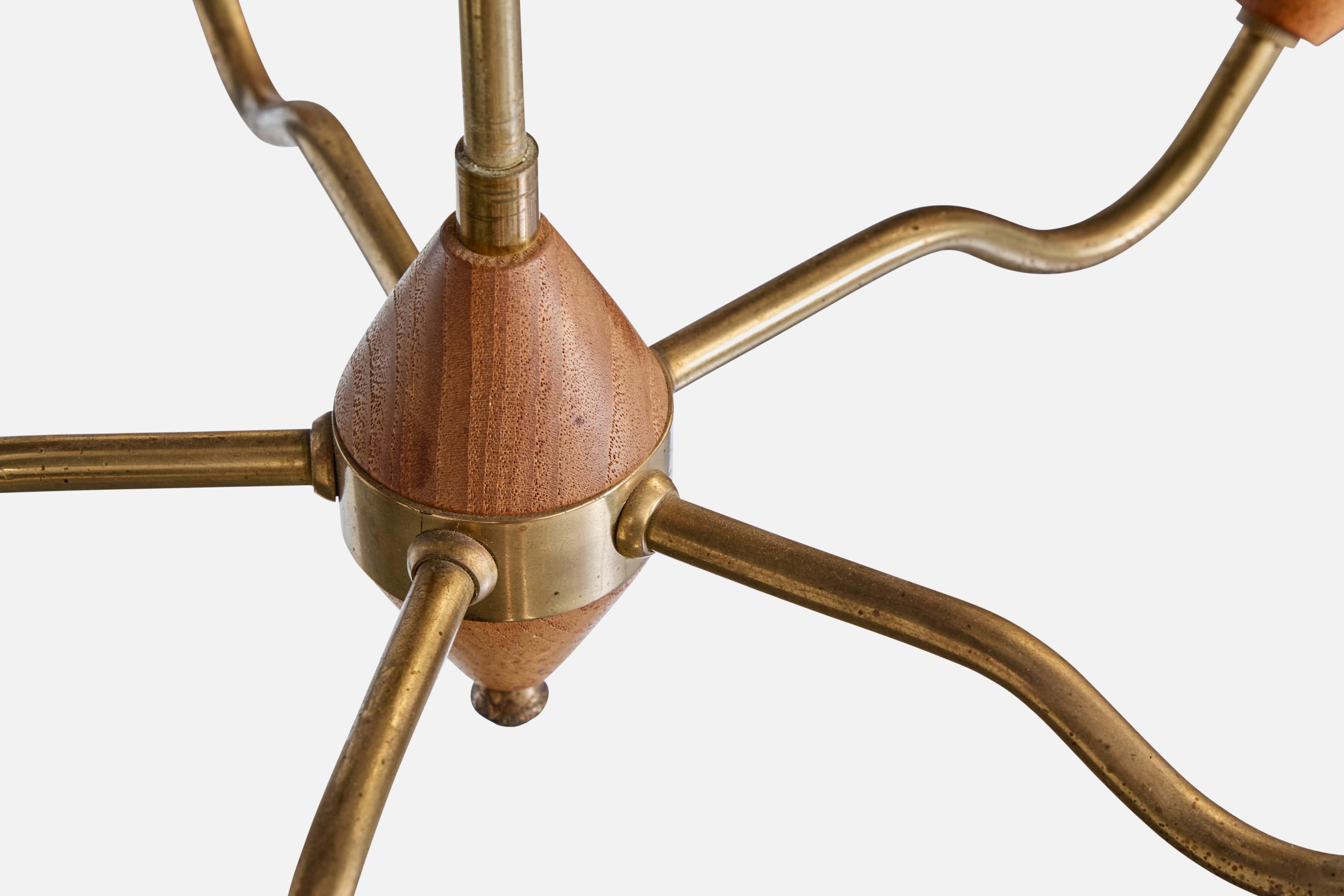 Lustre de designer suédois, laiton, teck, verre, Suède, années 1950 en vente 1