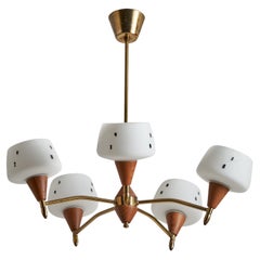 Lampadario di design svedese, ottone, teak, vetro, Svezia, anni '50
