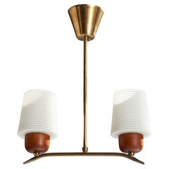 Lustre de designer suédois, laiton, teck, verre, Suède, années 1950