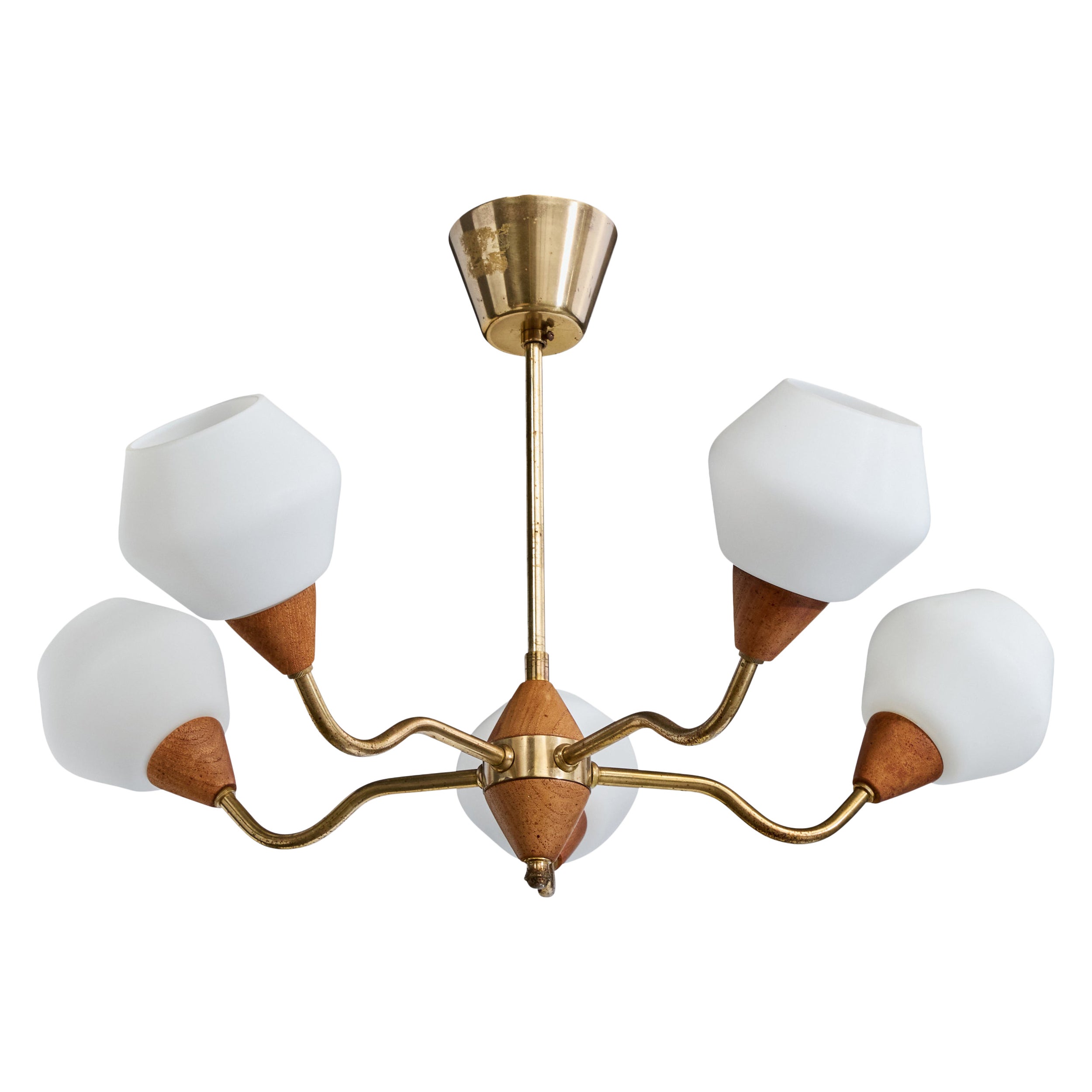 Lustre de designer suédois, laiton, teck, verre, Suède, années 1950