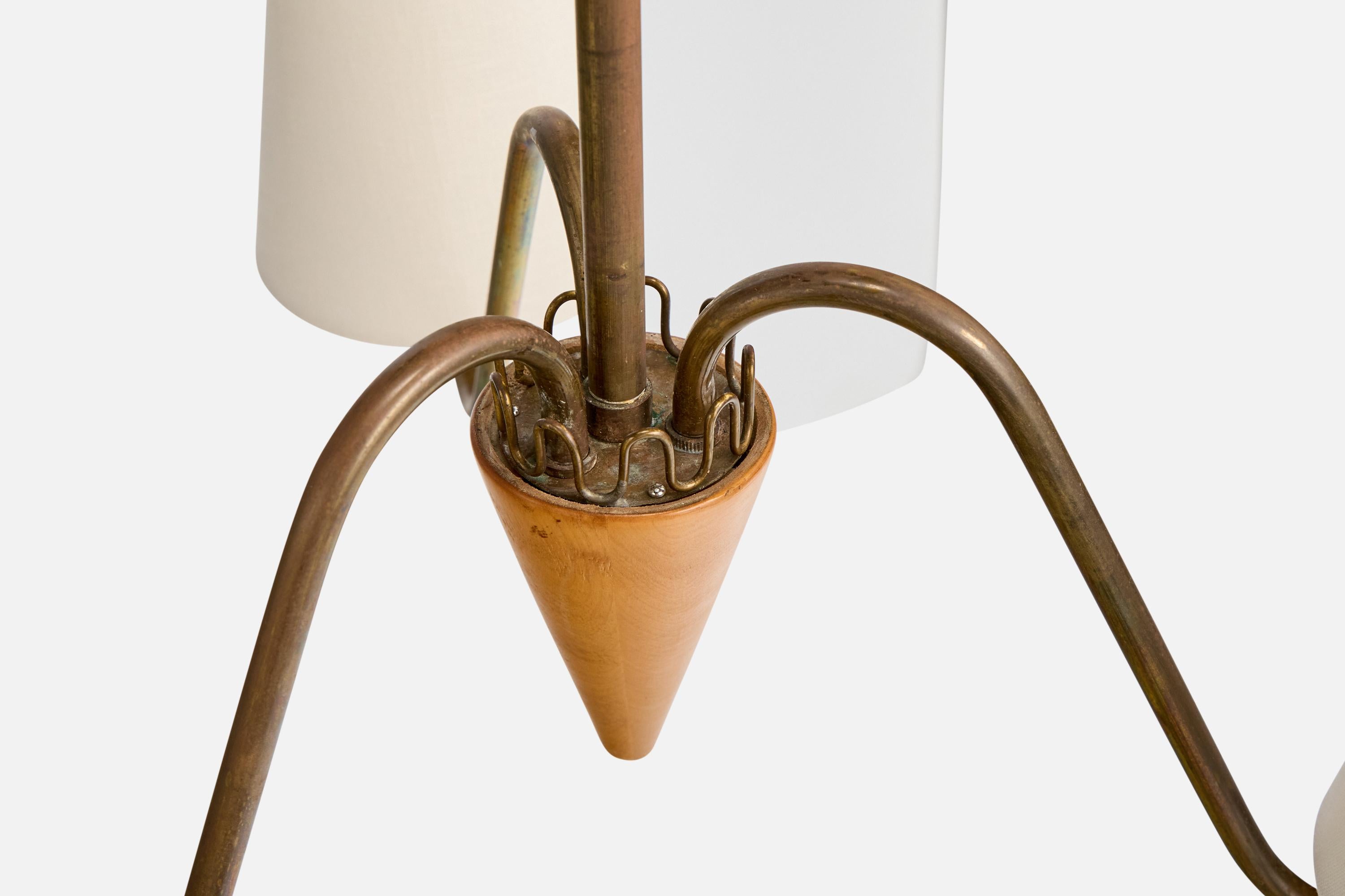 Designer suédois, lustre, laiton, bois, tissu, Suède, années 1940 en vente 2