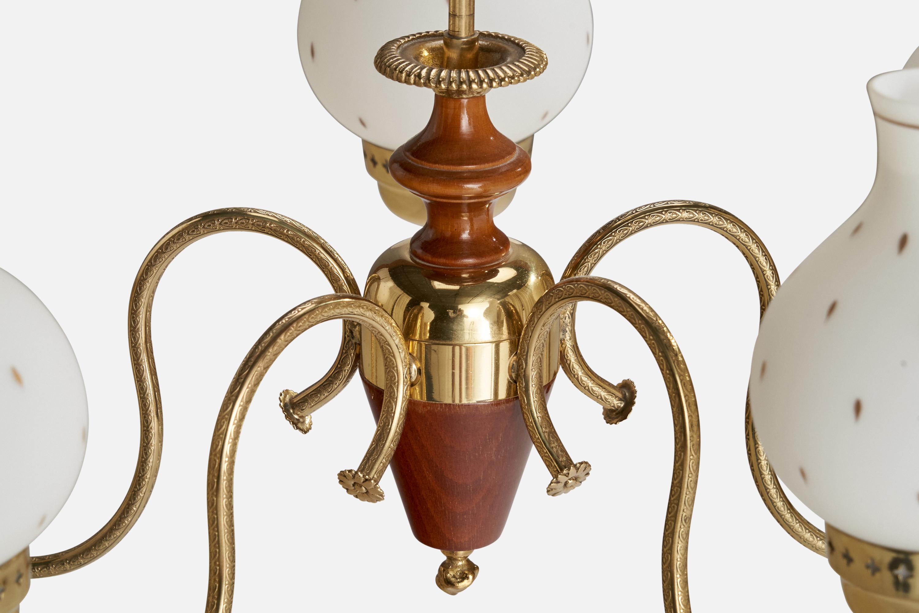 Diseñador sueco, araña, latón, madera, cristal, Suecia, años 1940 mediados del siglo XX en venta