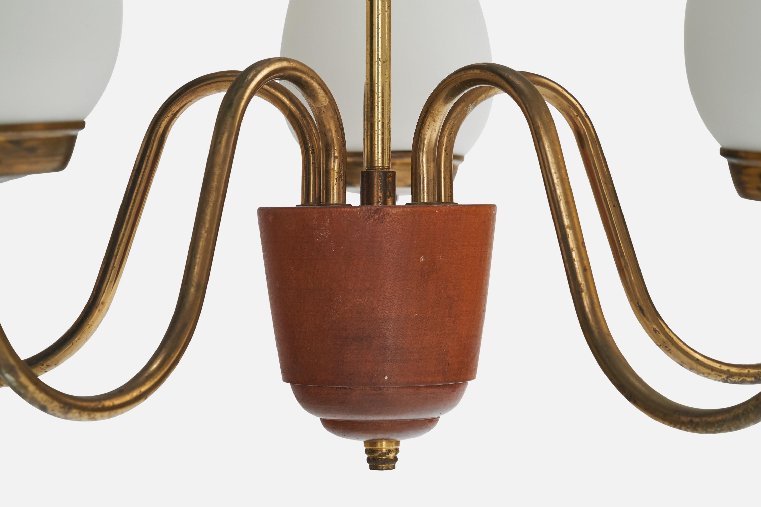 Schwedischer Designer, Kronleuchter, Messing, Holz, Glas, Schweden, 1940er Jahre im Angebot 2