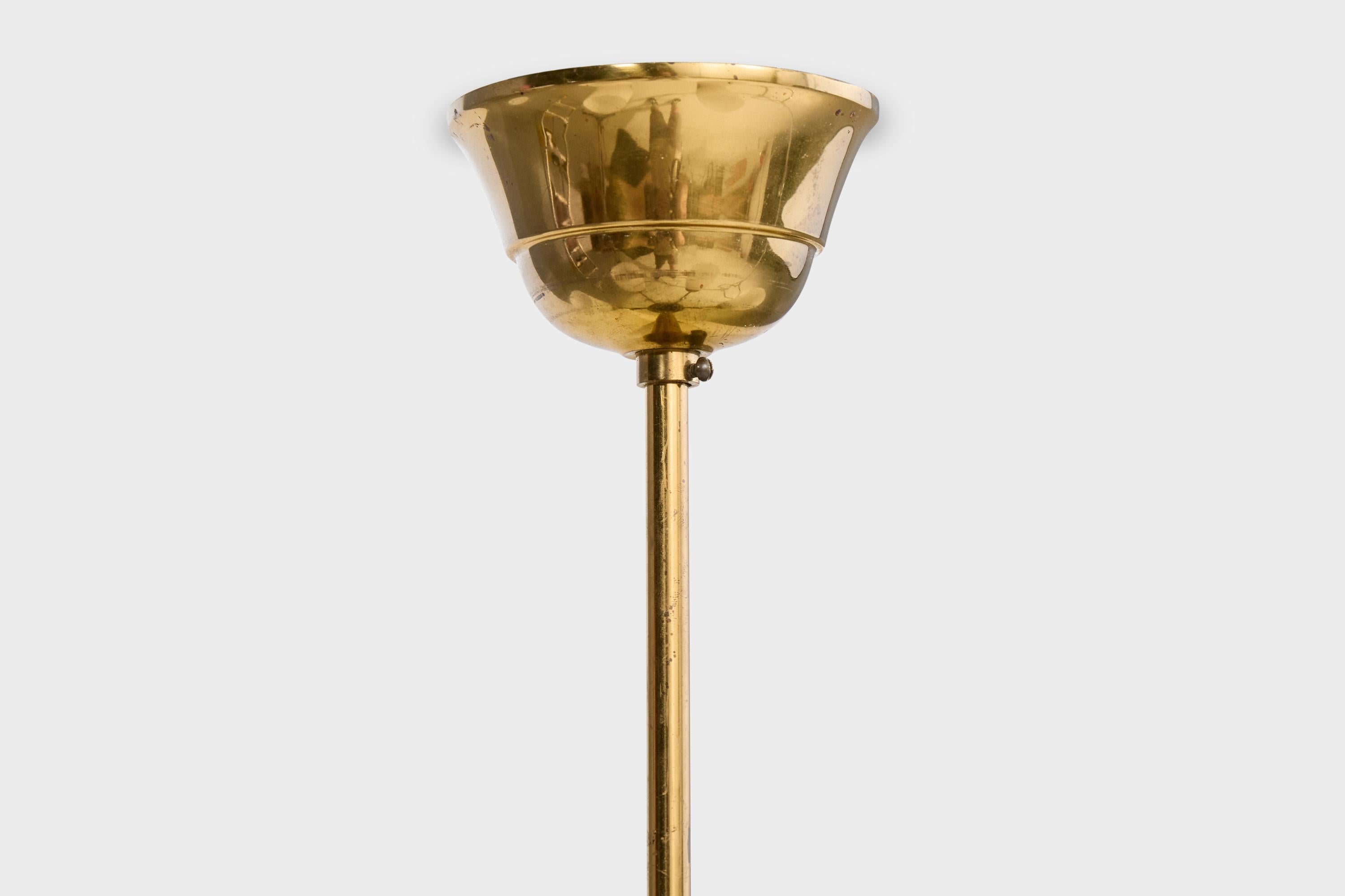 Designer suédois, lustre, laiton, bois, verre, Suède, années 1950 en vente 4