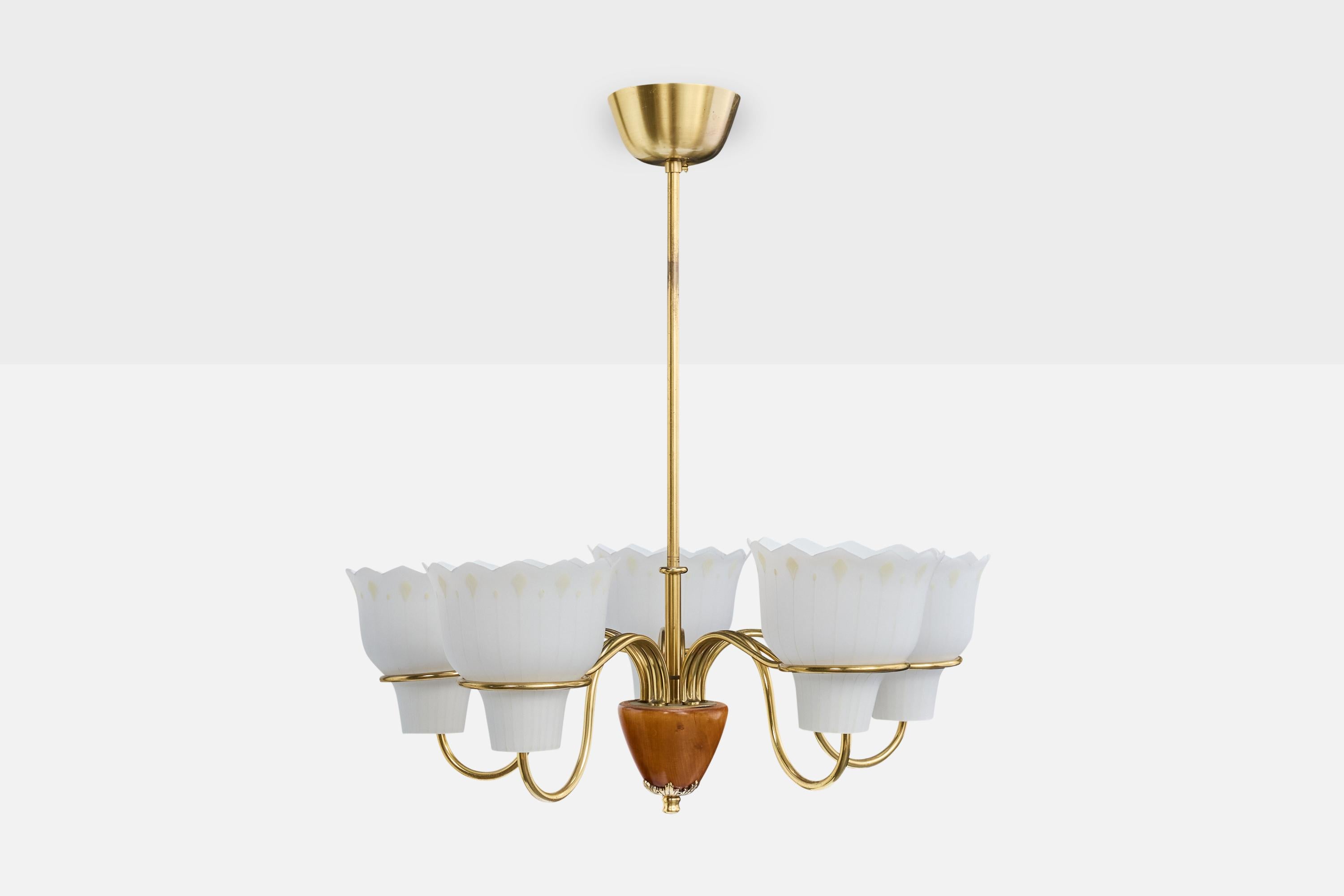 Diseñador sueco, araña, latón, madera, cristal, Suecia, años 1950 Moderno de mediados de siglo en venta